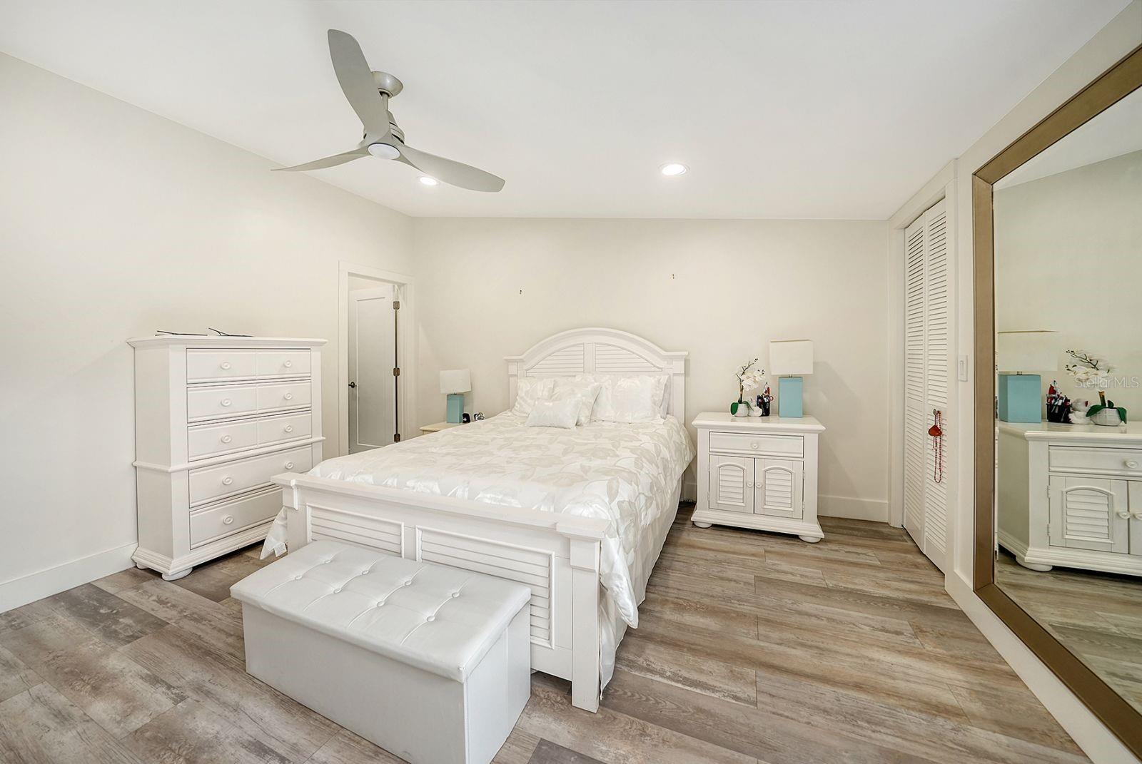 Image 10 of 20 For 718 White Pine Tree Road 80