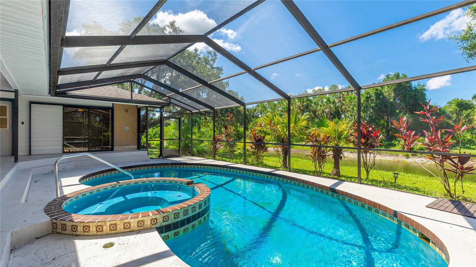 Image 3 of 41 For 891 Faulkwood Court