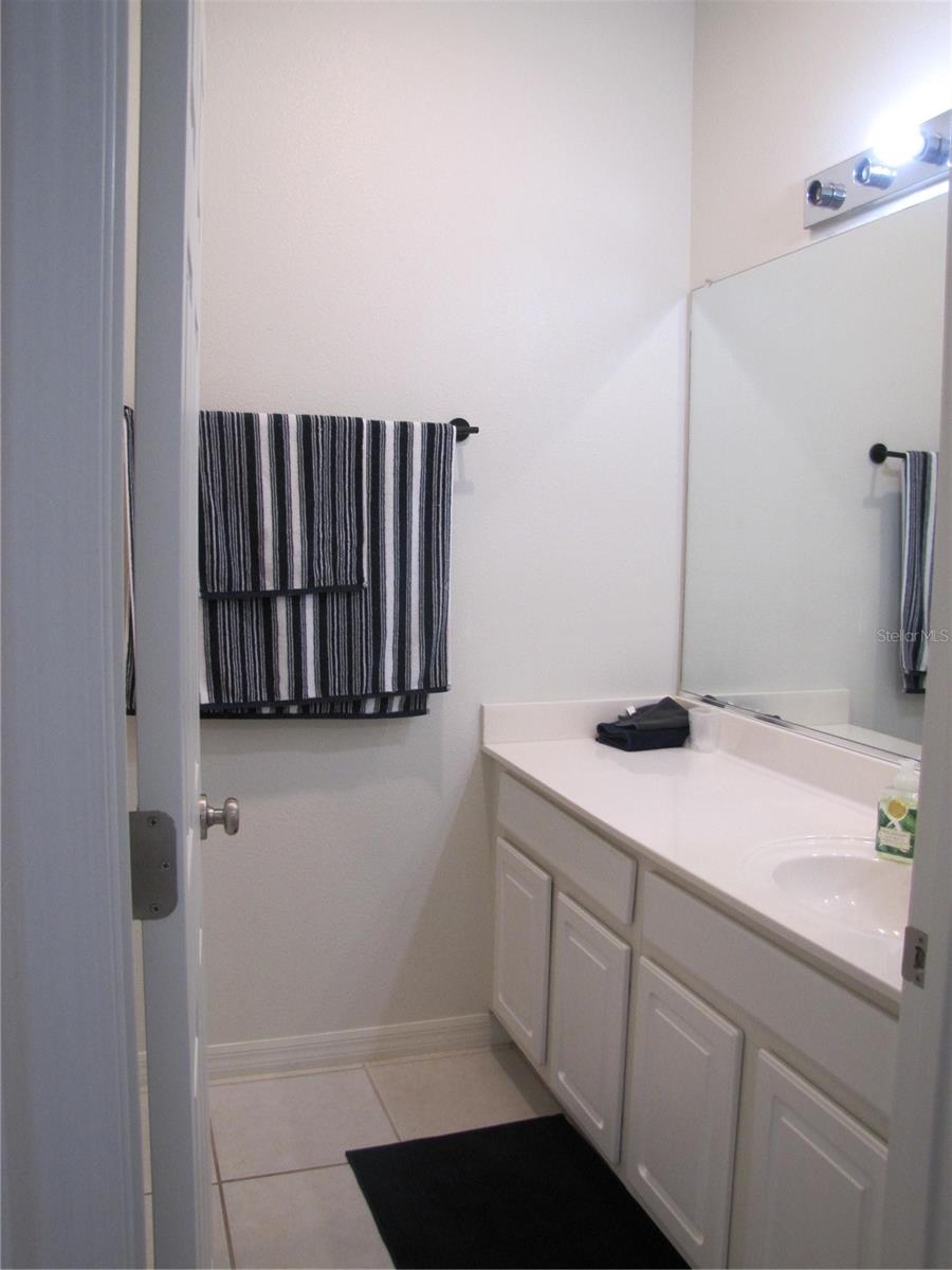 Image 30 of 35 For 3461 Parkridge Circle 18-104