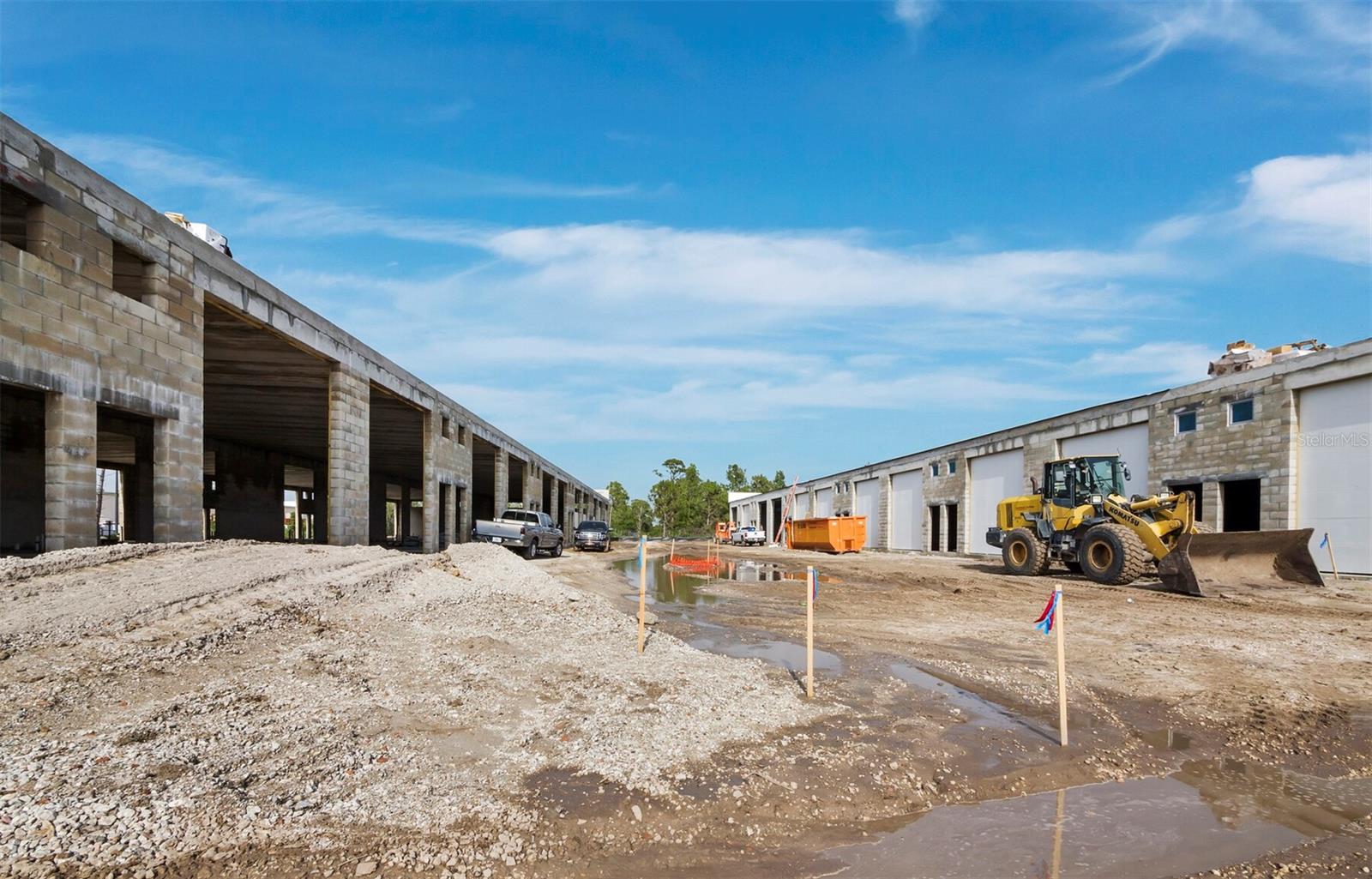 Image 3 of 12 For 829 57th Street E A101