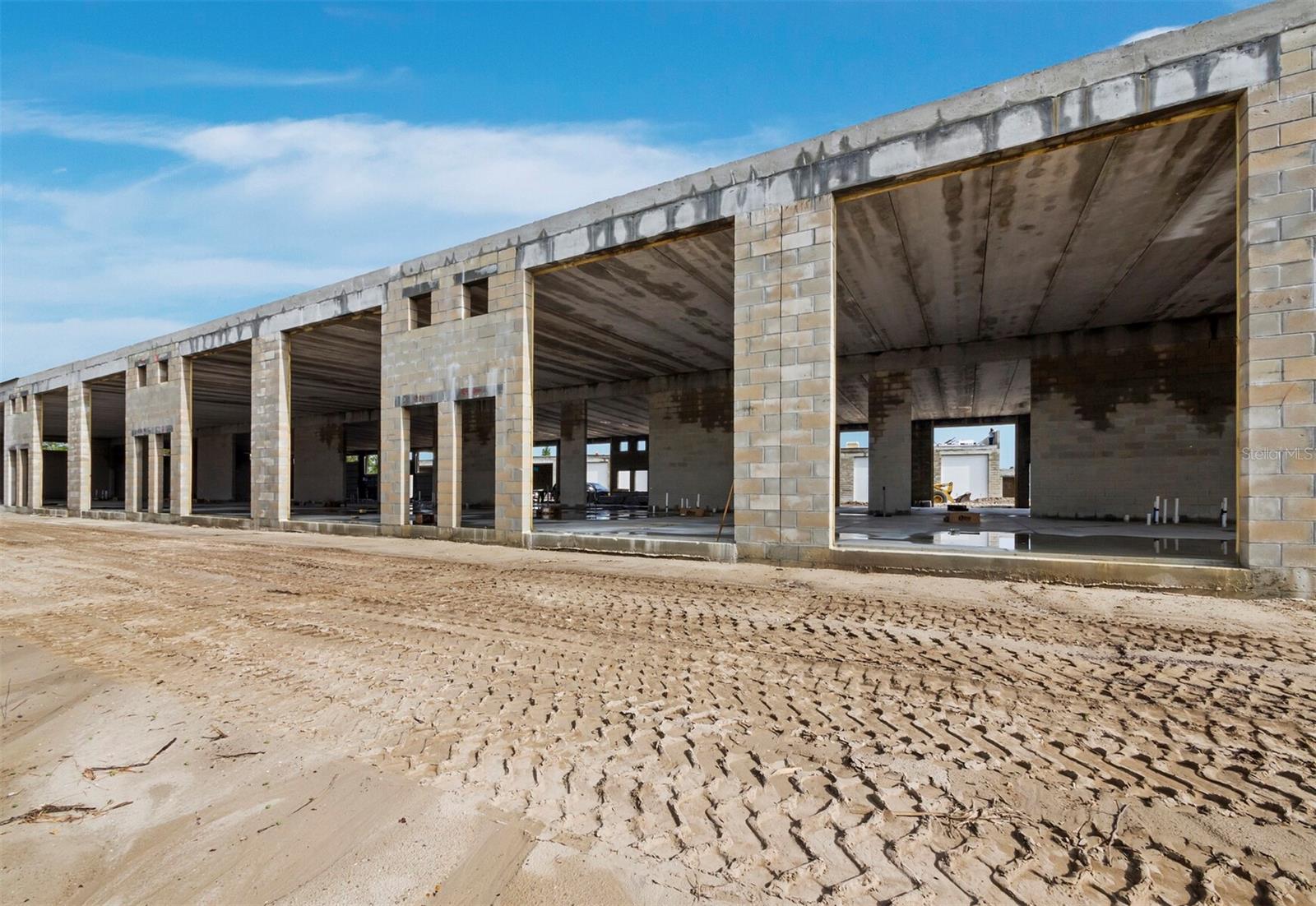 Image 4 of 12 For 829 57th Street E A101