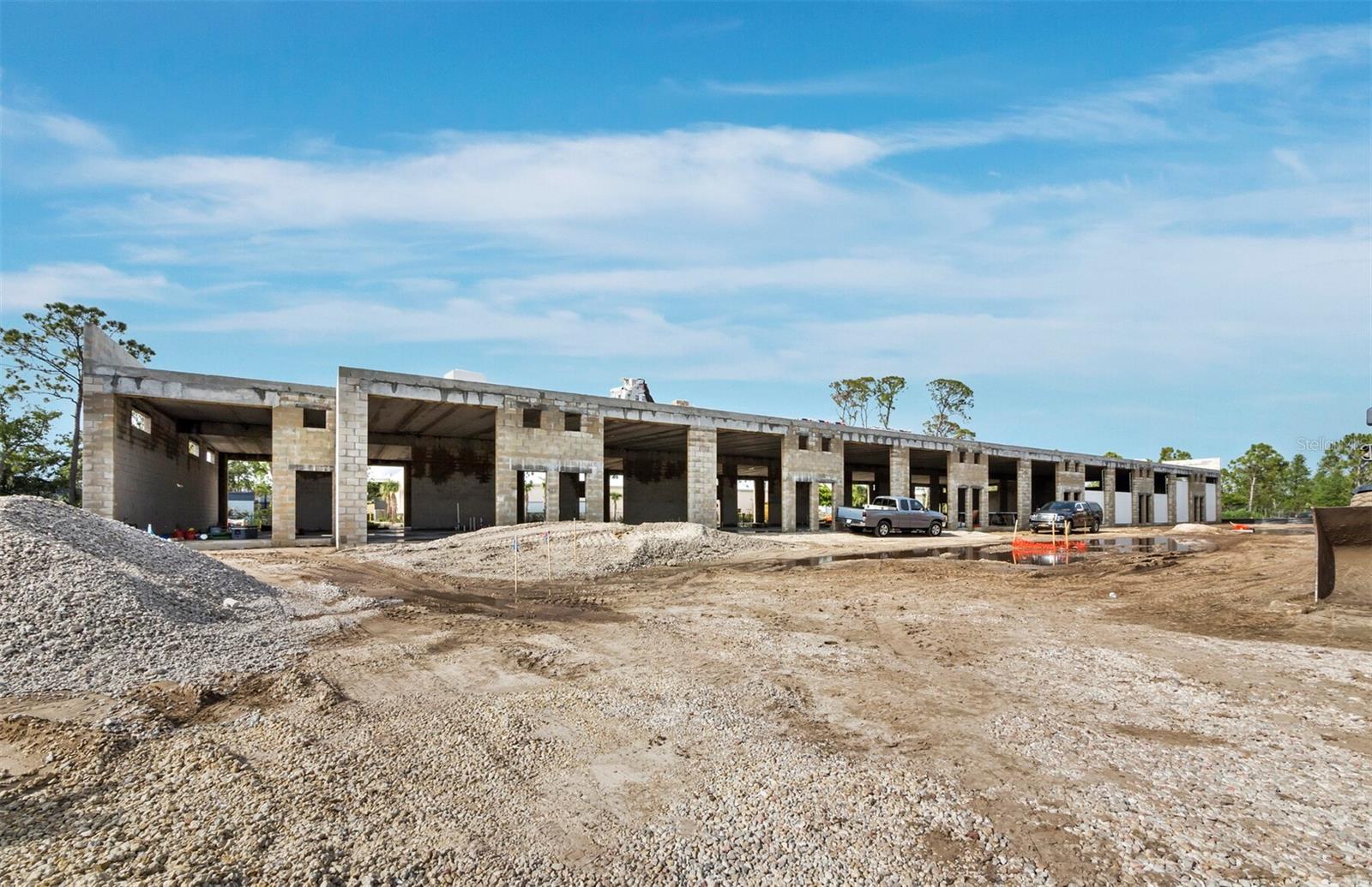 Image 7 of 12 For 829 57th Street E A101