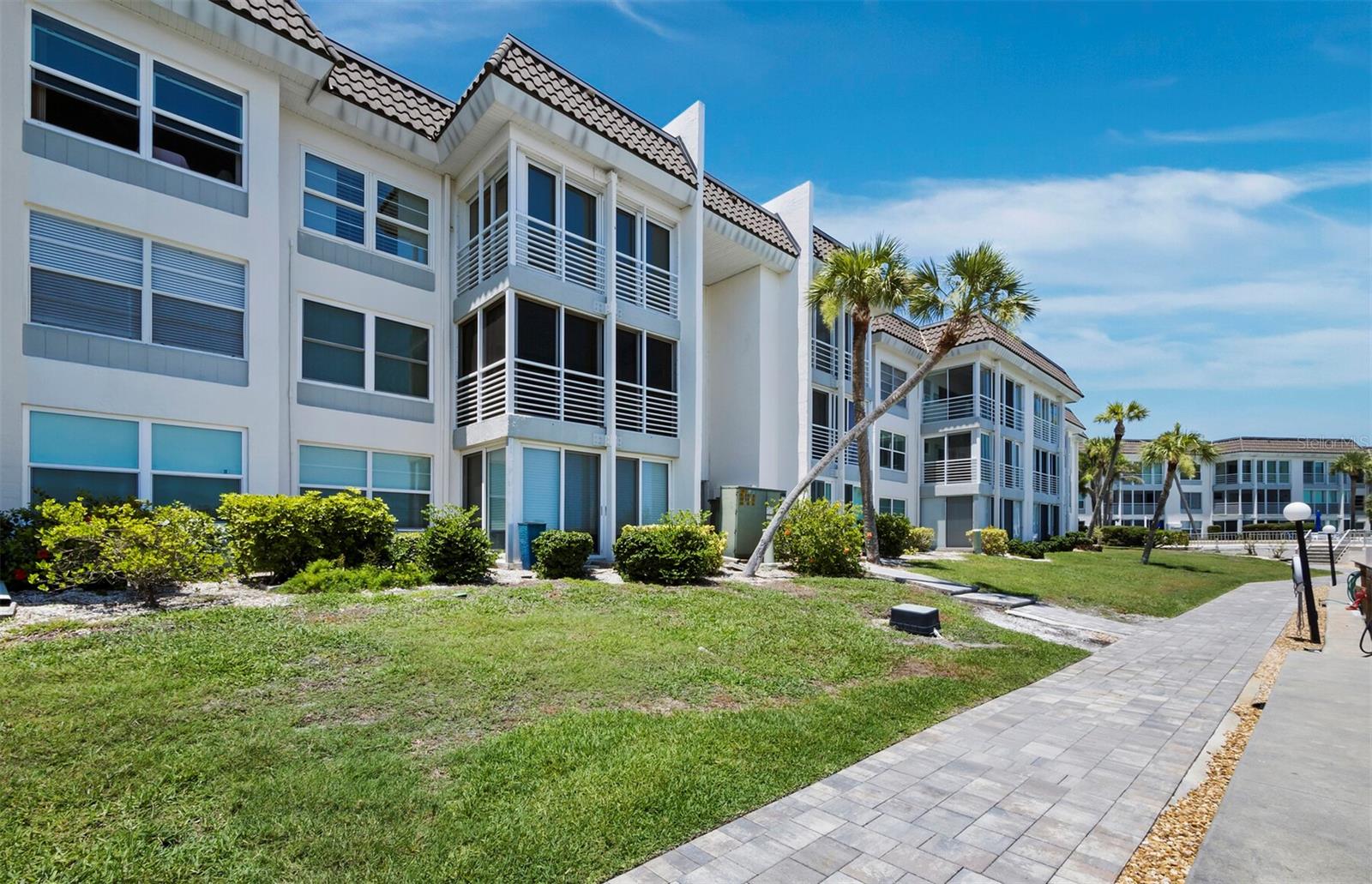 Image 30 of 61 For 4420 Exeter Drive L303