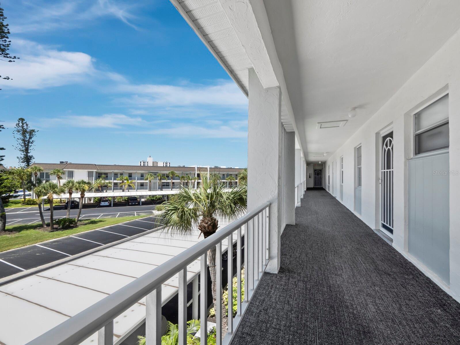 Image 4 of 61 For 4420 Exeter Drive L303