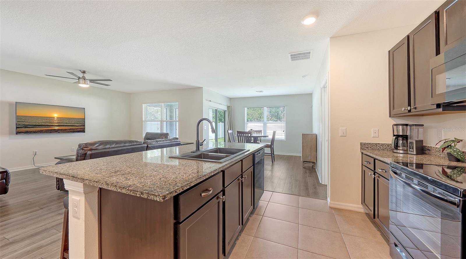 Image 13 of 47 For 3813 Willow Branch Place
