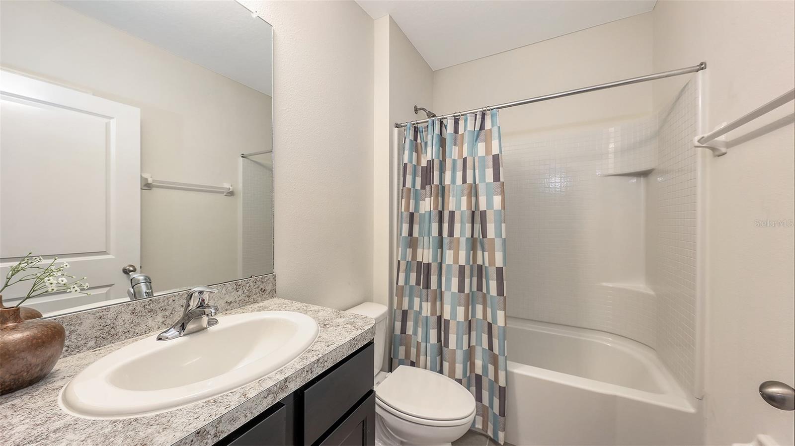 Image 33 of 47 For 3813 Willow Branch Place