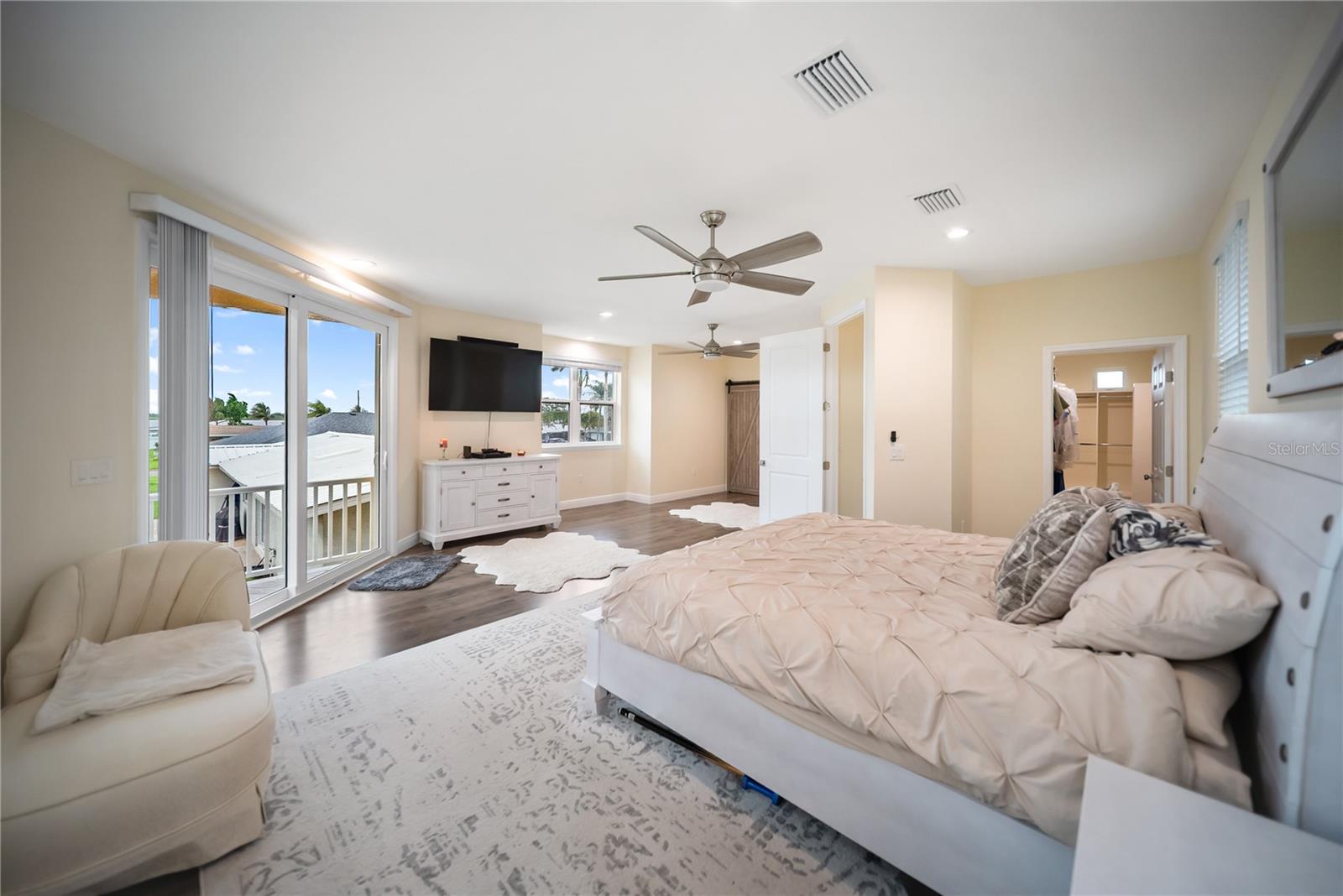 Image 30 of 53 For 204 21st Street Ne
