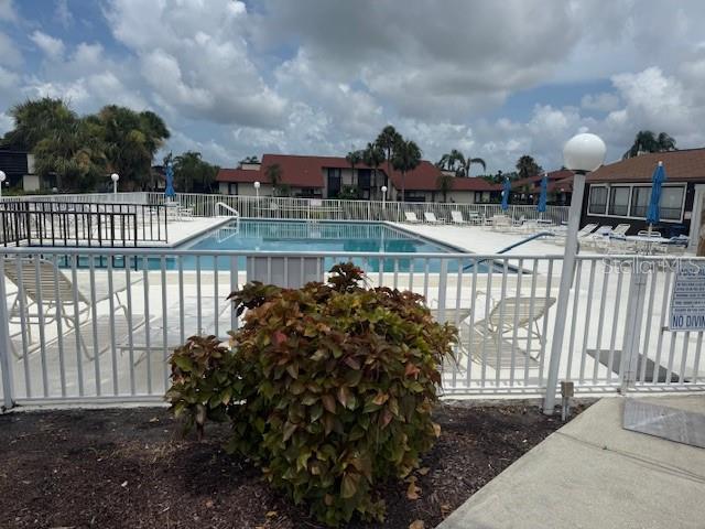 Image 27 of 28 For 5400 34th Street W 5g
