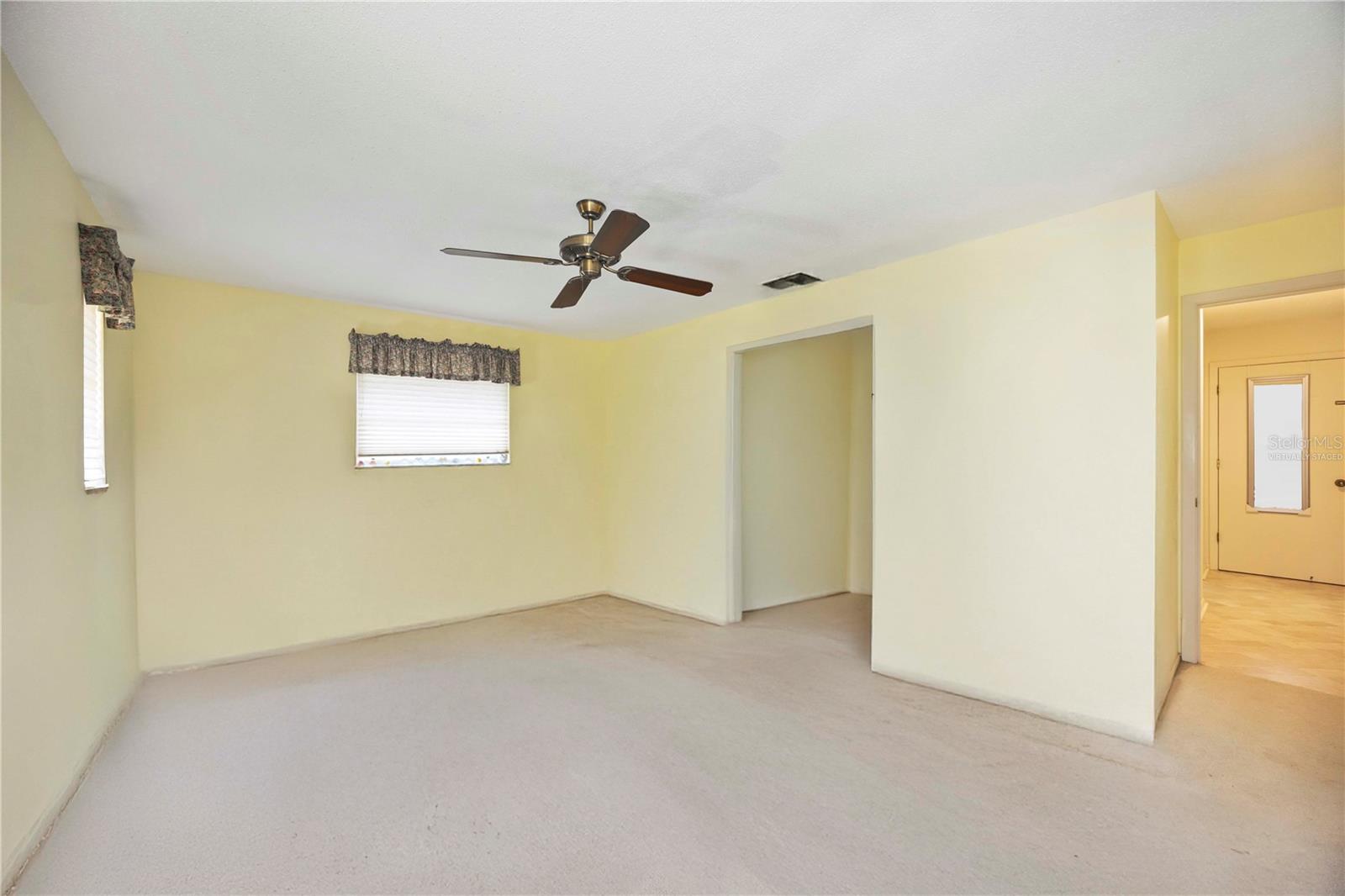 Image 20 of 55 For 307 Rubens Drive