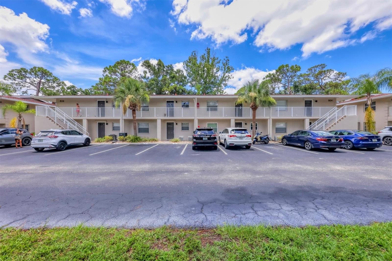 Details for 924 La Costa Circle 4, SARASOTA, FL 34237