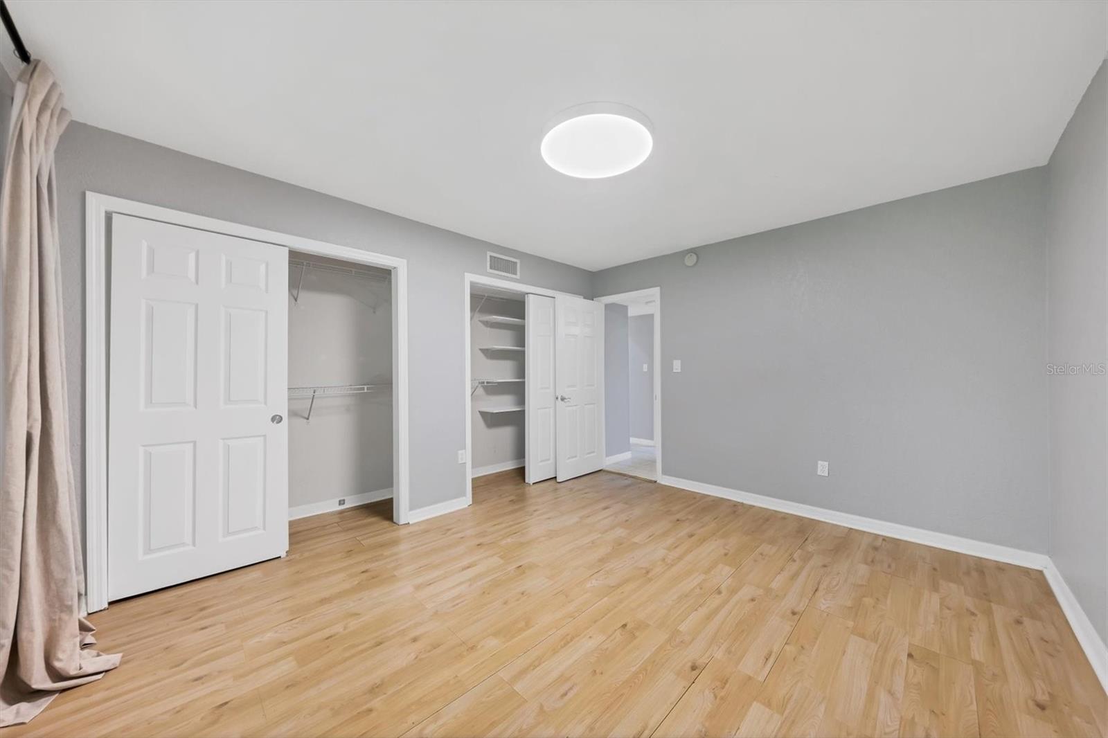 Image 19 of 41 For 924 La Costa Circle 4