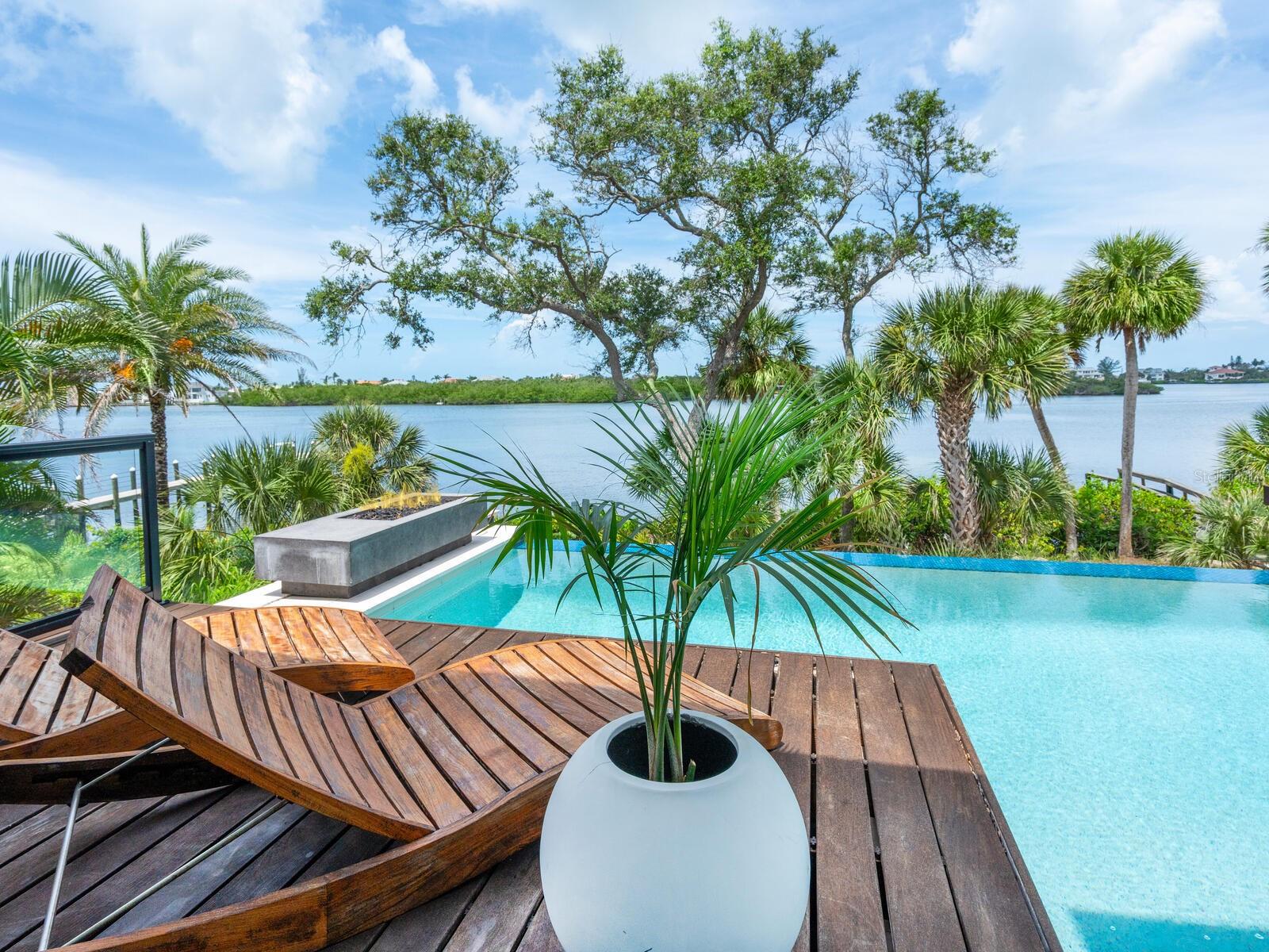 Details for 4907 Topsail Drive, NOKOMIS, FL 34275