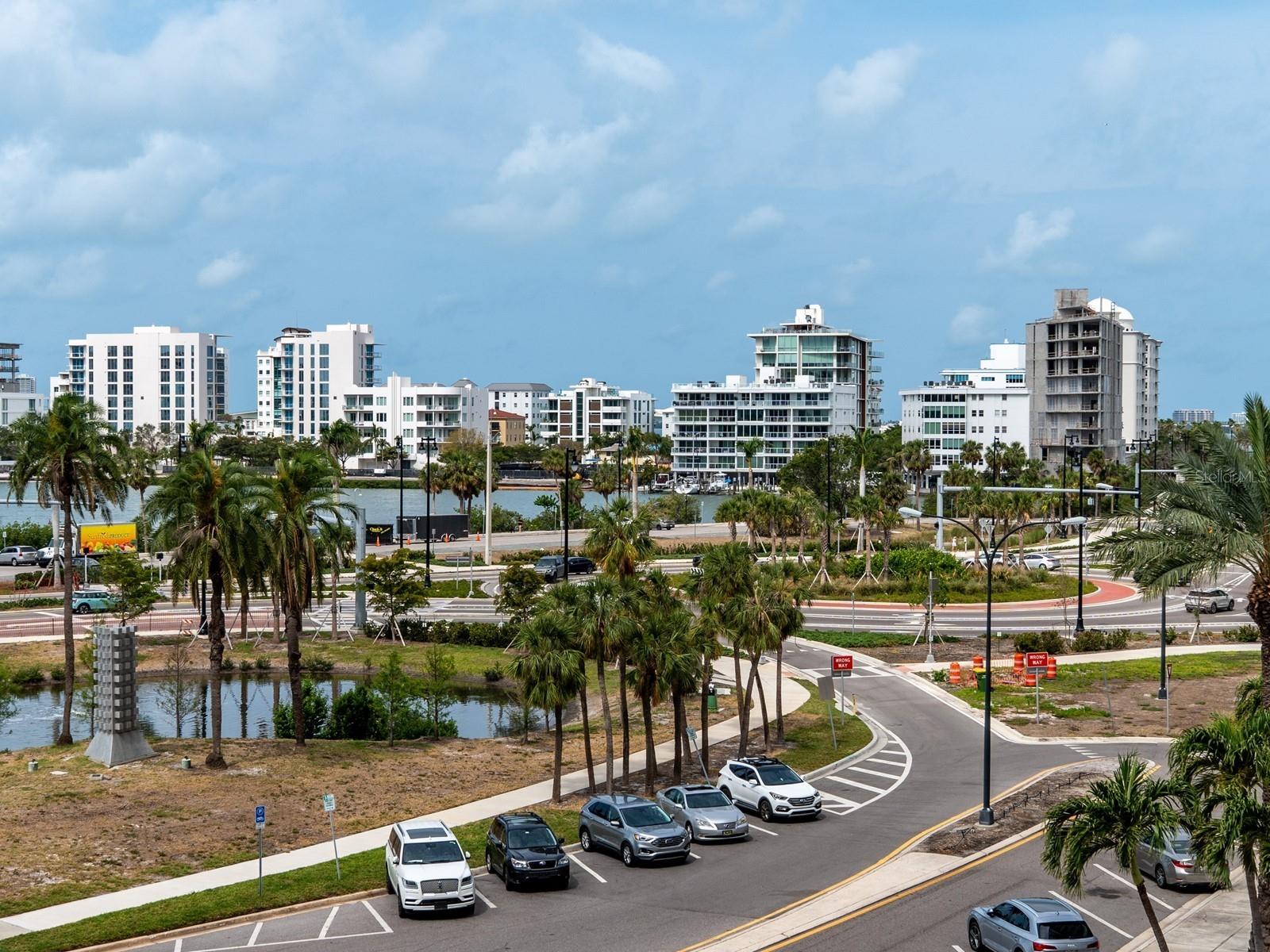 Image 32 of 93 For 1255 Gulfstream Avenue 402