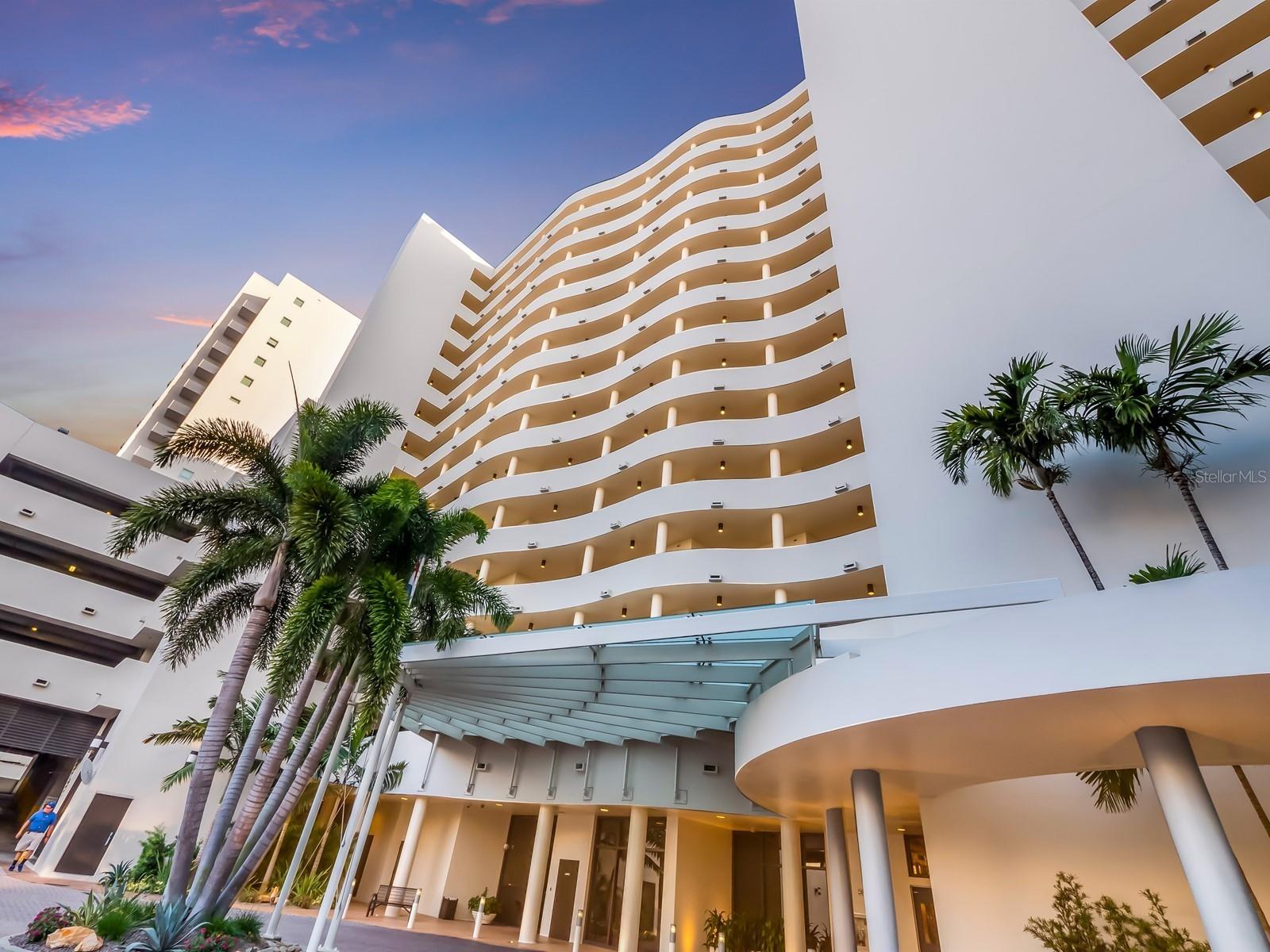 Image 40 of 93 For 1255 Gulfstream Avenue 402