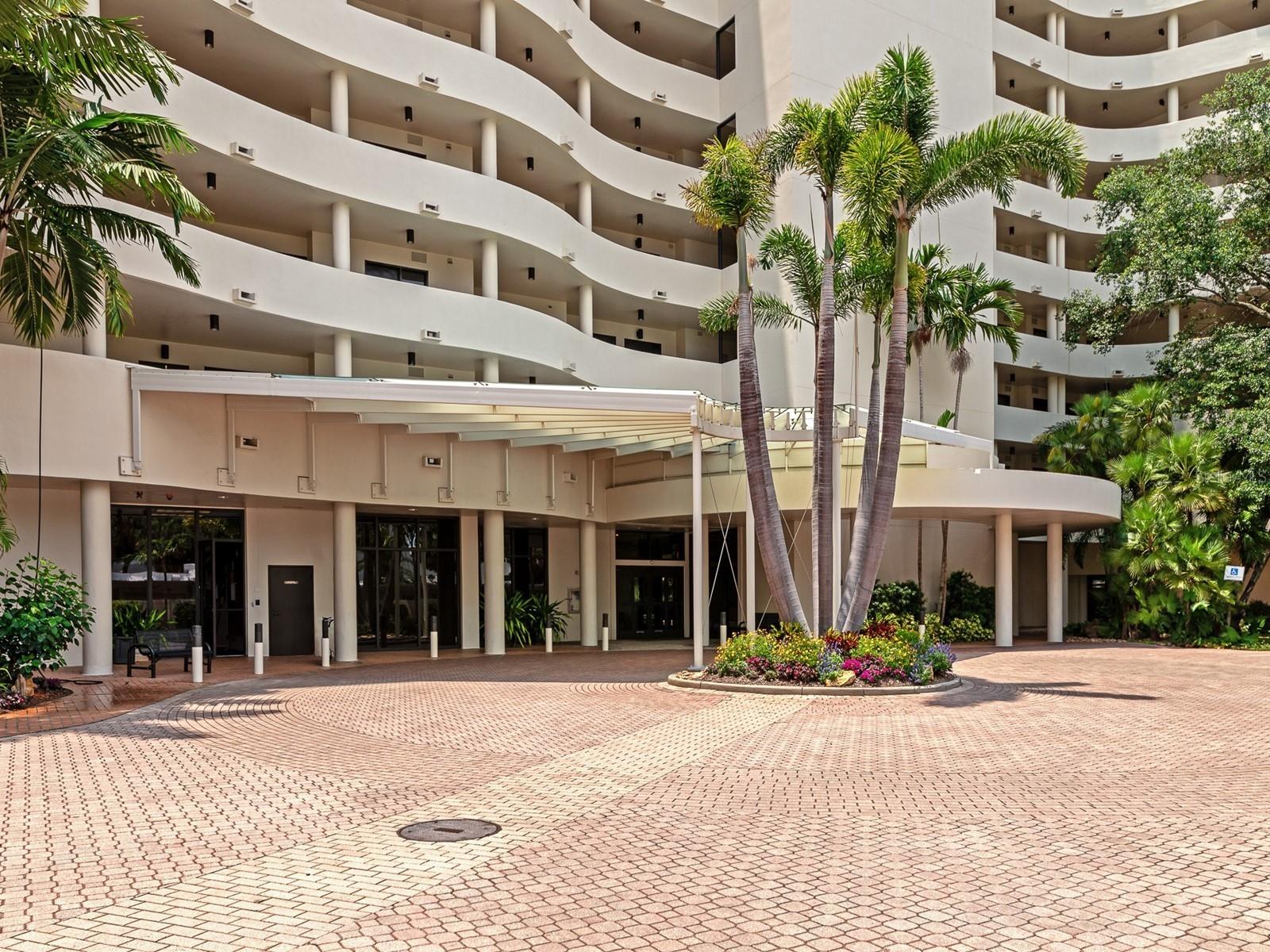 Image 44 of 93 For 1255 Gulfstream Avenue 402