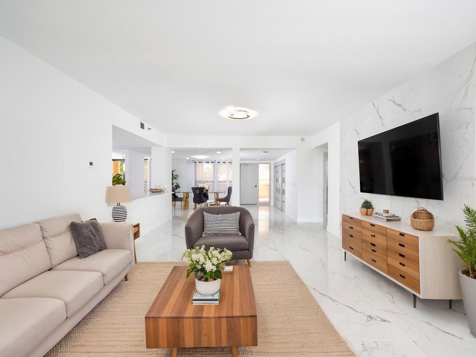 Image 9 of 93 For 1255 Gulfstream Avenue 402