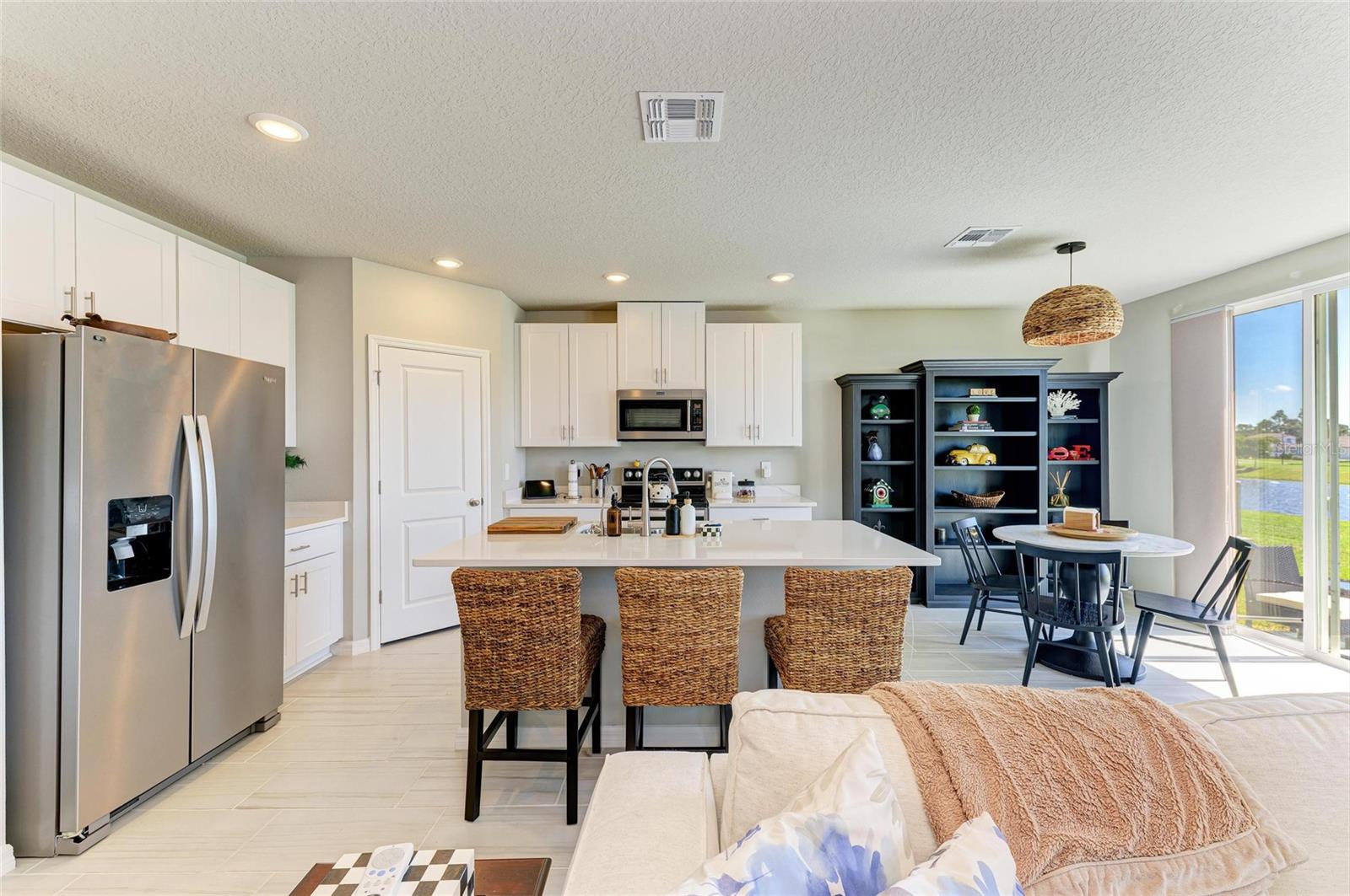 Image 11 of 41 For 7160 Amelia River Drive