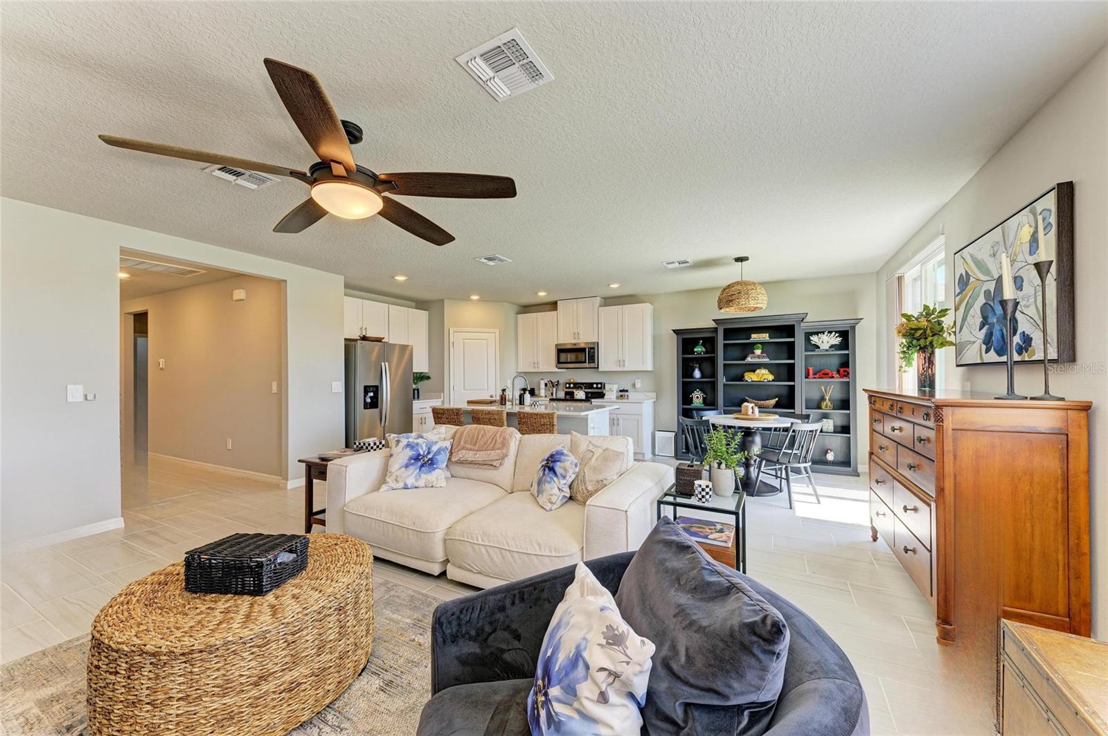 Image 16 of 41 For 7160 Amelia River Drive