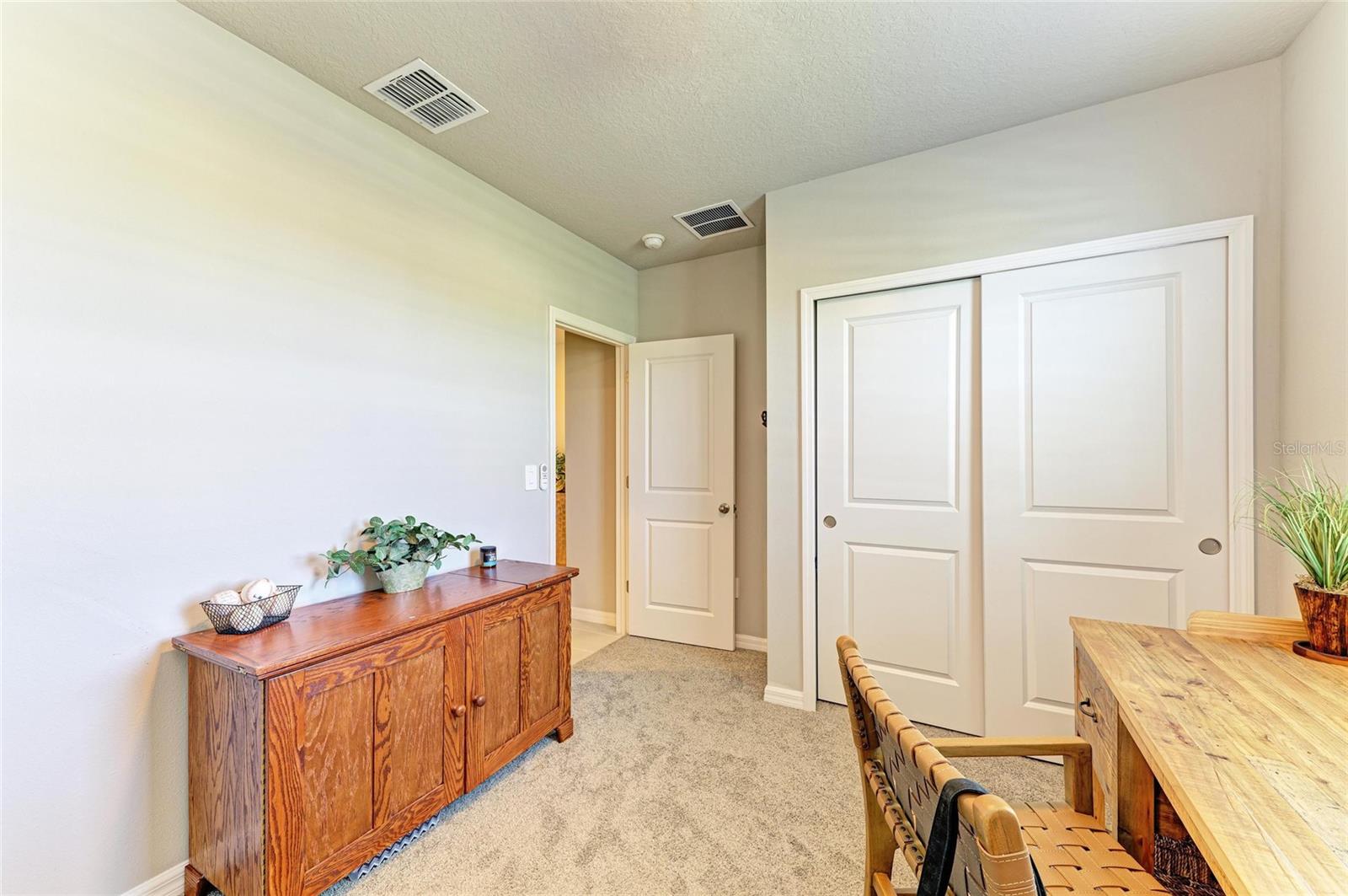 Image 19 of 41 For 7160 Amelia River Drive