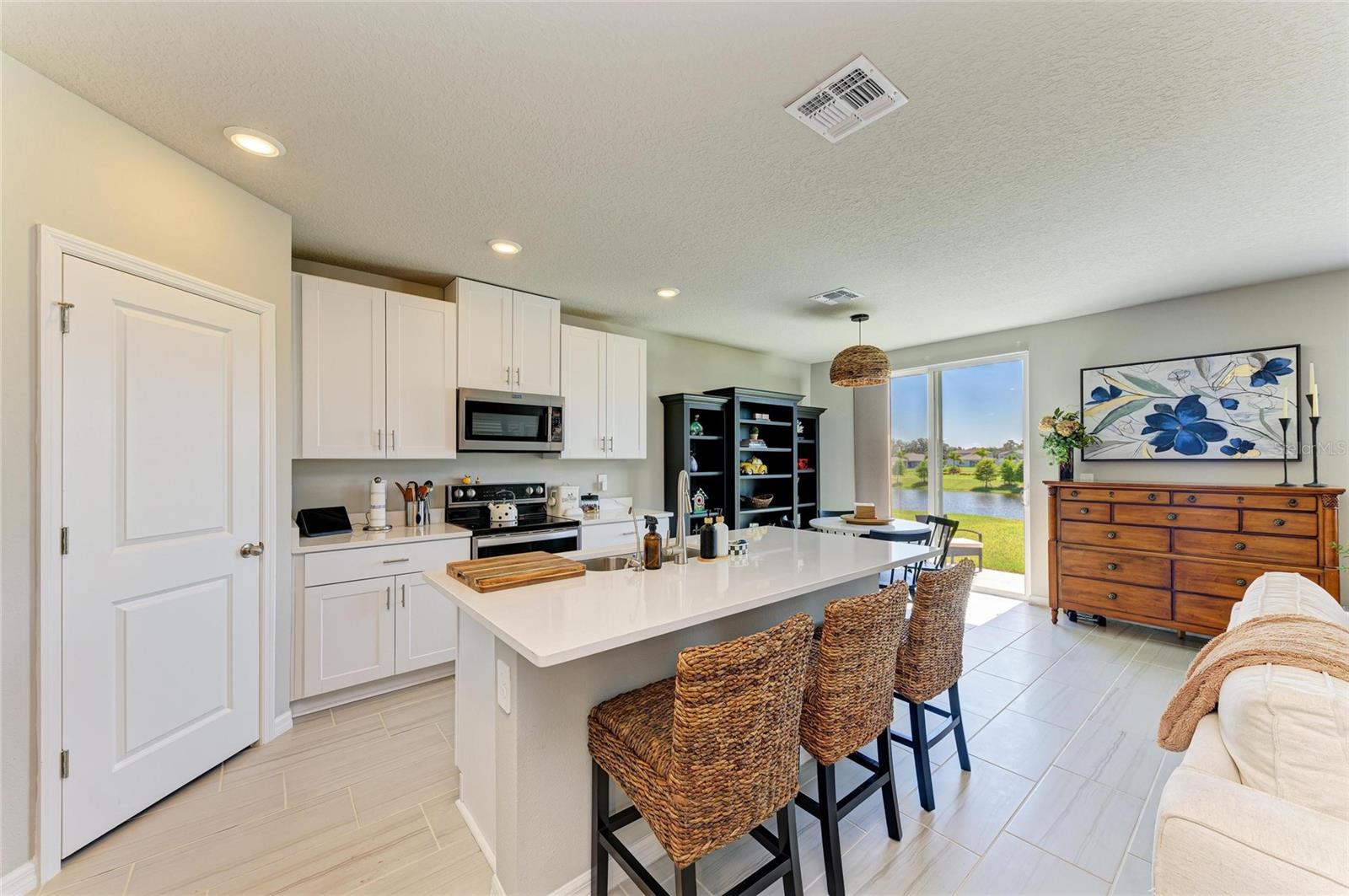 Image 3 of 41 For 7160 Amelia River Drive