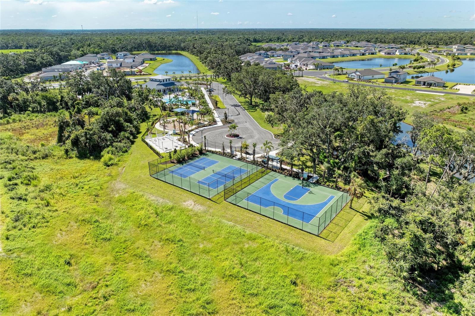 Image 34 of 41 For 7160 Amelia River Drive