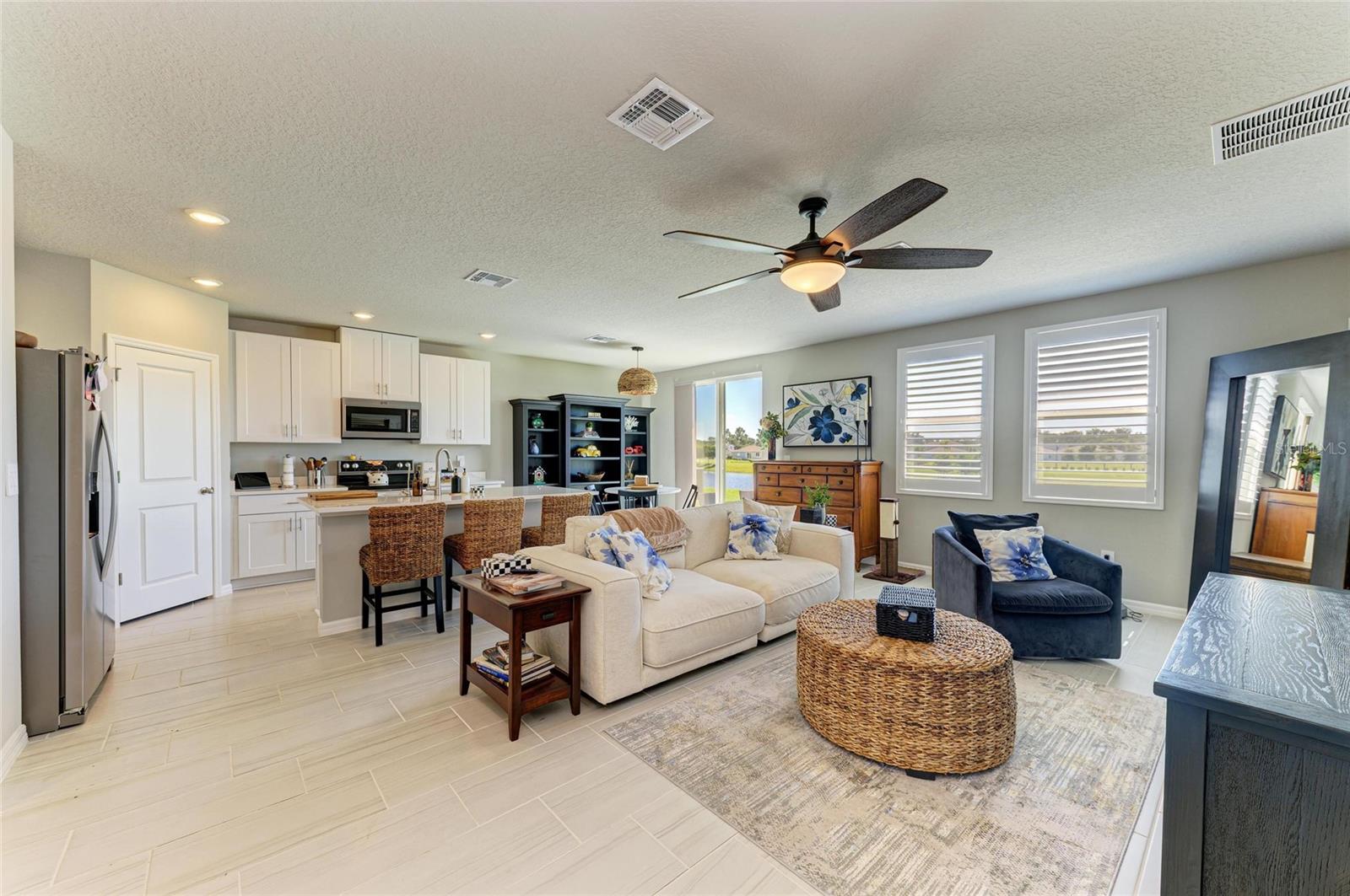 Image 9 of 41 For 7160 Amelia River Drive