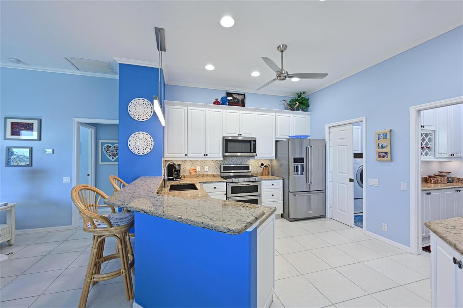 Image 13 of 51 For 10571 Old Grove Circle