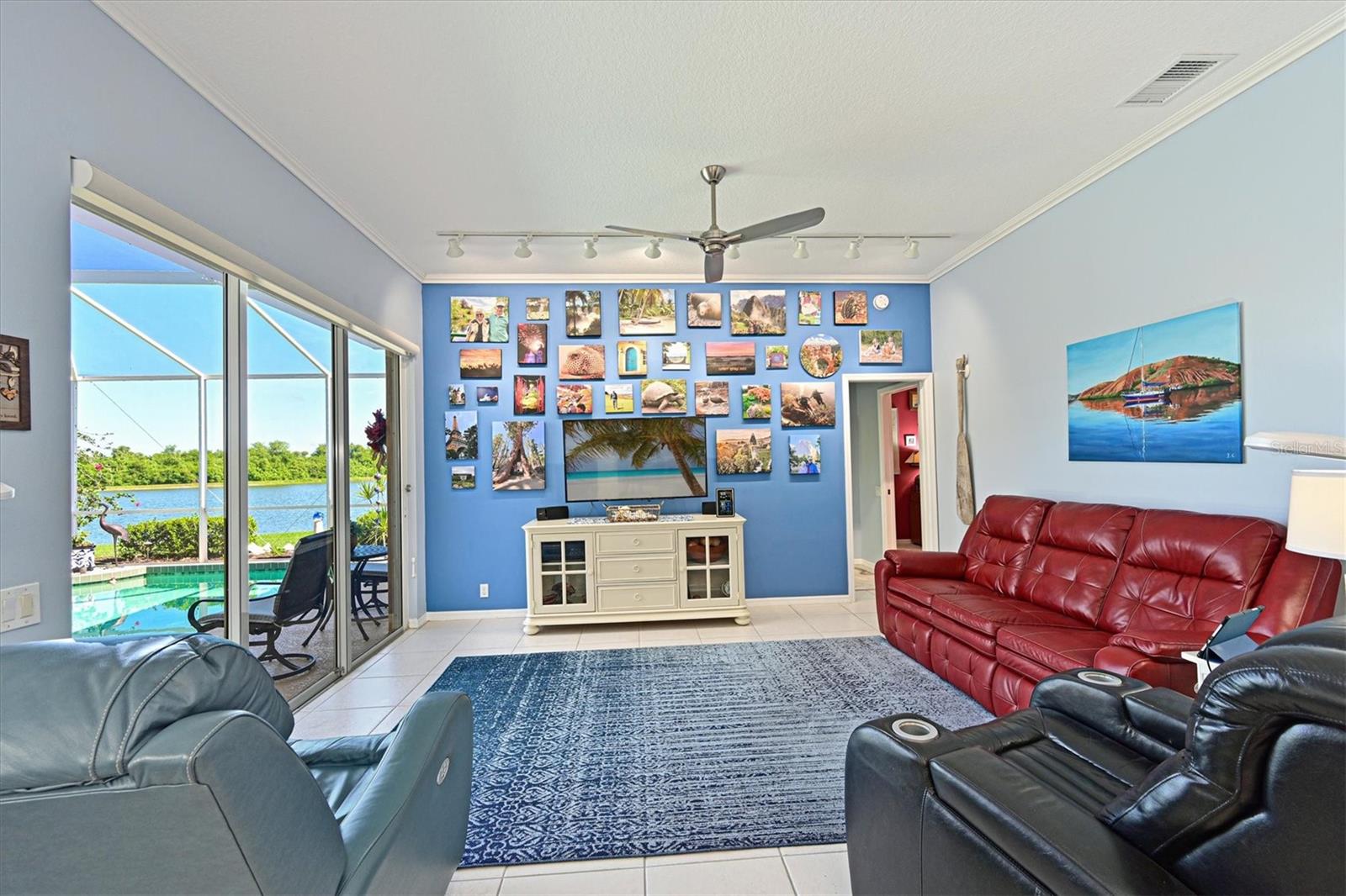 Image 17 of 51 For 10571 Old Grove Circle