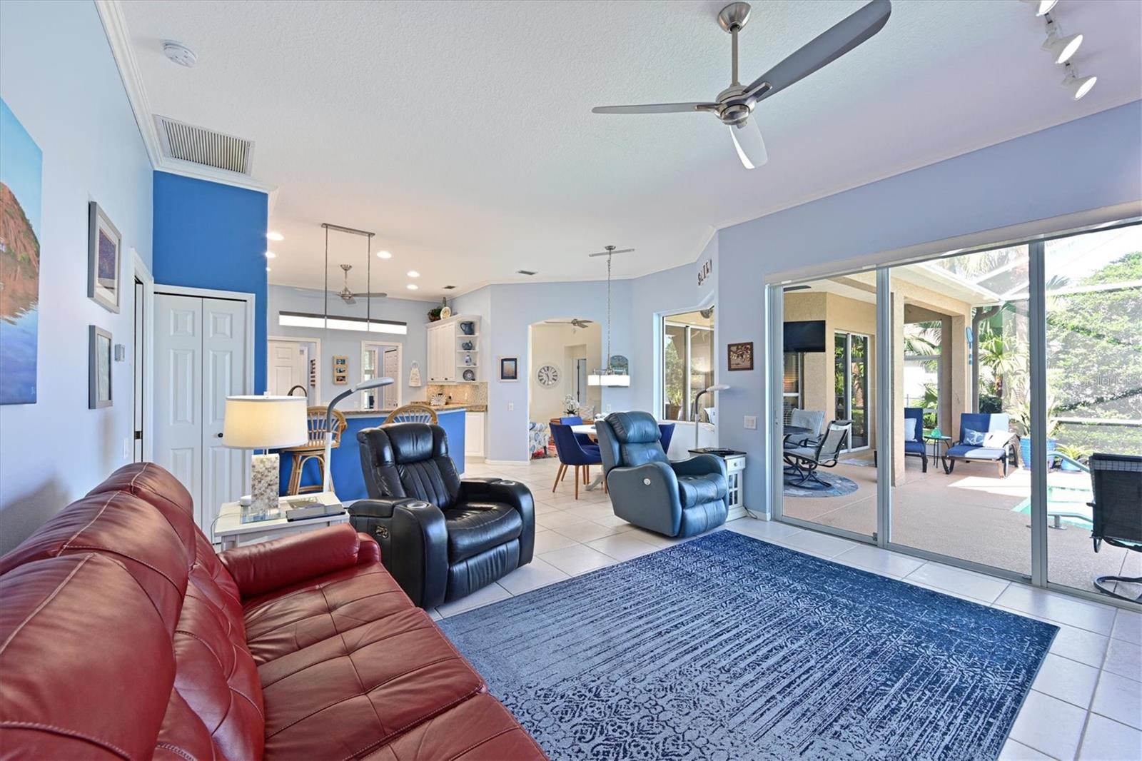 Image 18 of 51 For 10571 Old Grove Circle
