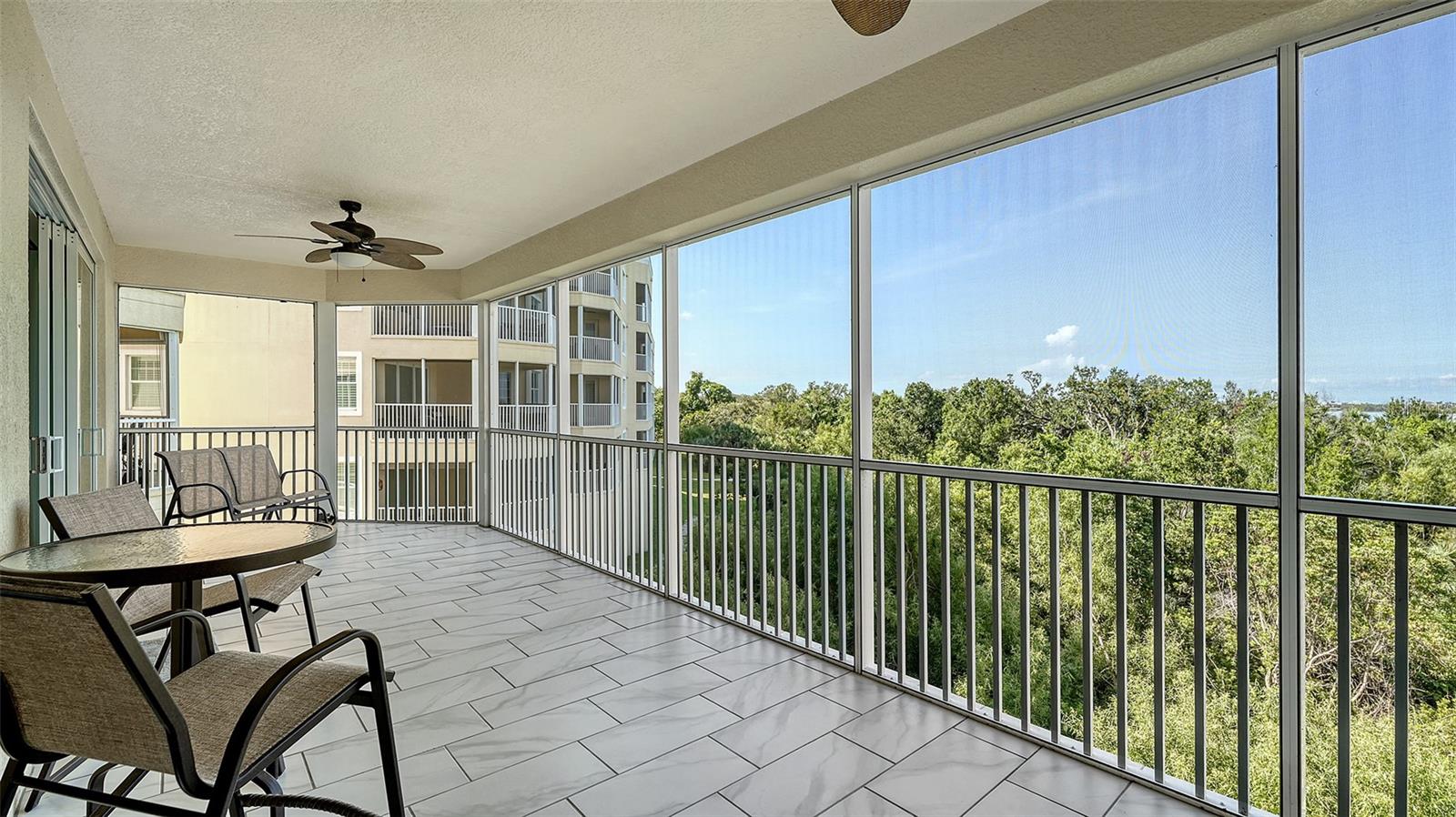 Image 12 of 66 For 250 Hidden Bay Drive 302