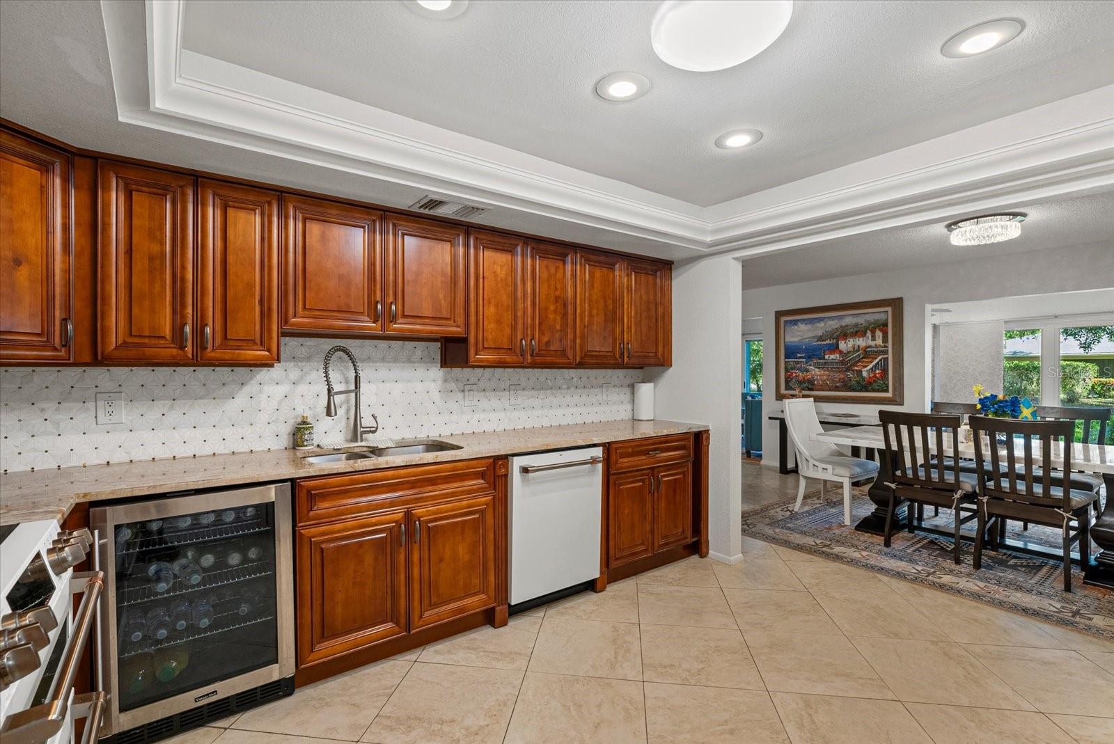 Image 14 of 29 For 6916 Country Club Drive N 9b
