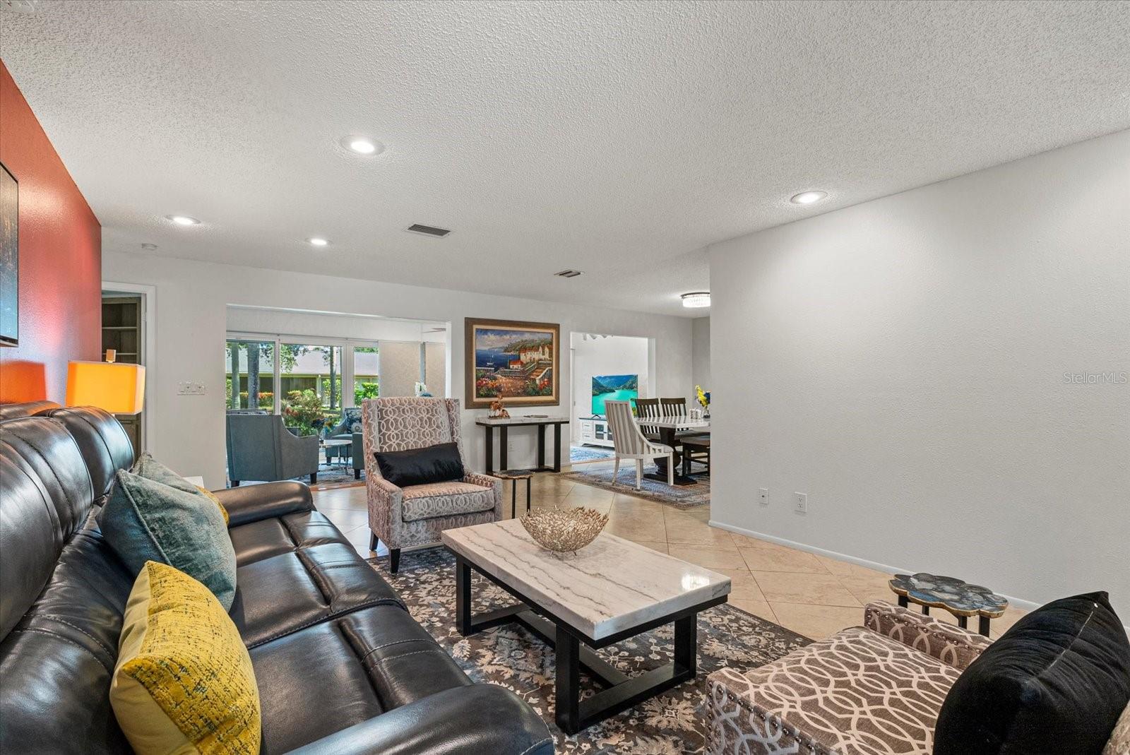 Image 6 of 29 For 6916 Country Club Drive N 9b