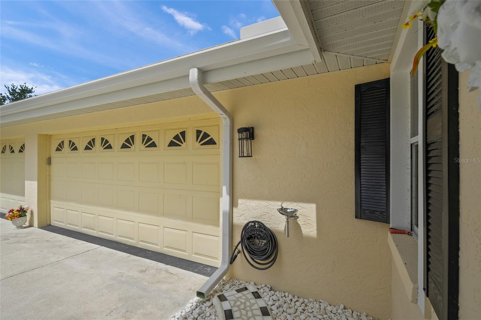 Image 34 of 51 For 7421 Weeping Willow Boulevard