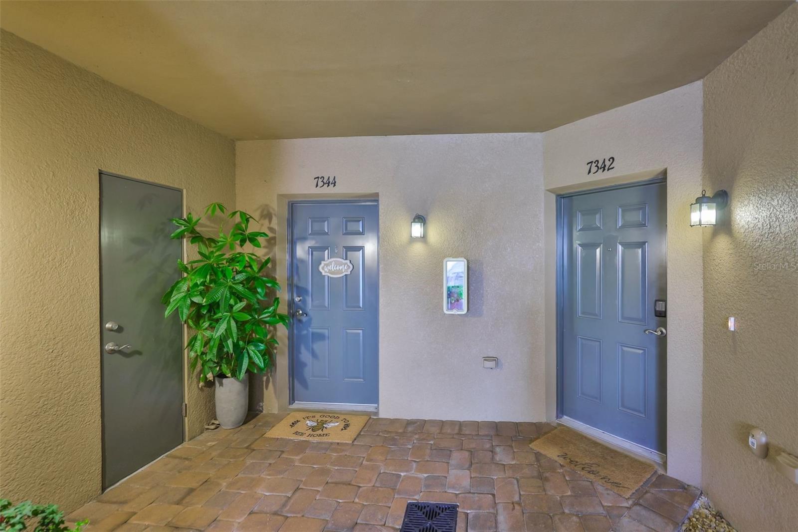Image 3 of 32 For 7344 Skybird Road