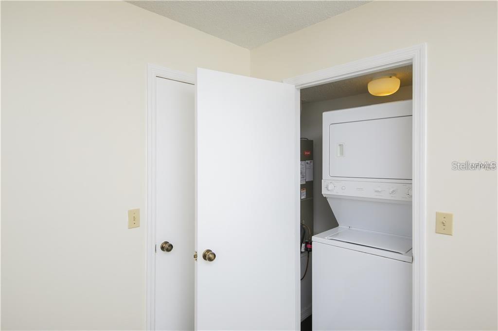 Image 11 of 20 For 437 Cerromar Lane 315