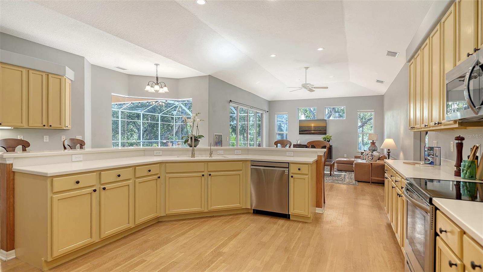 Image 12 of 72 For 6206 Stillwater Court