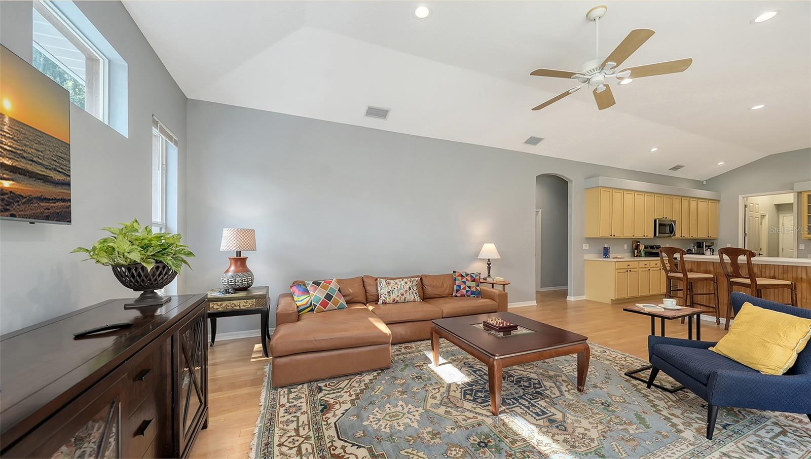 Image 17 of 72 For 6206 Stillwater Court