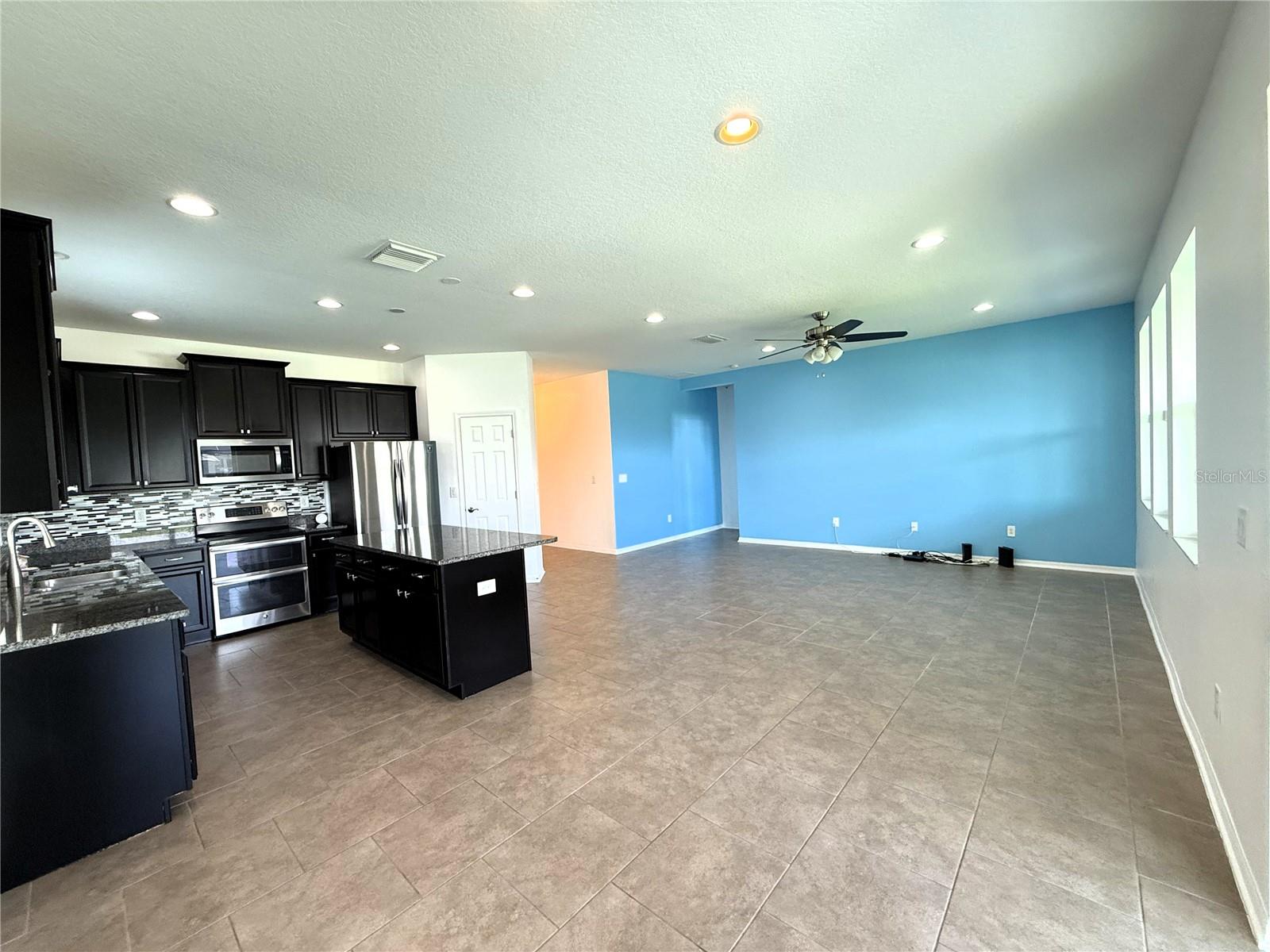 Image 19 of 51 For 10820 79th Street E