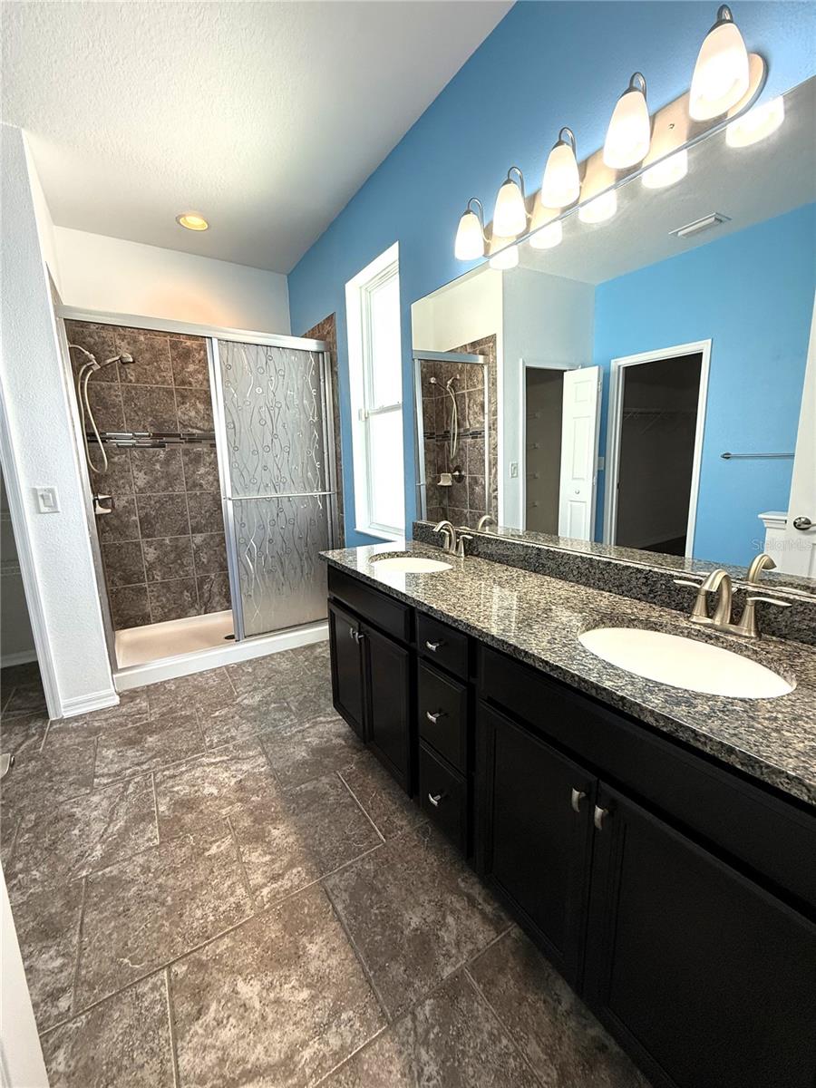 Image 22 of 51 For 10820 79th Street E