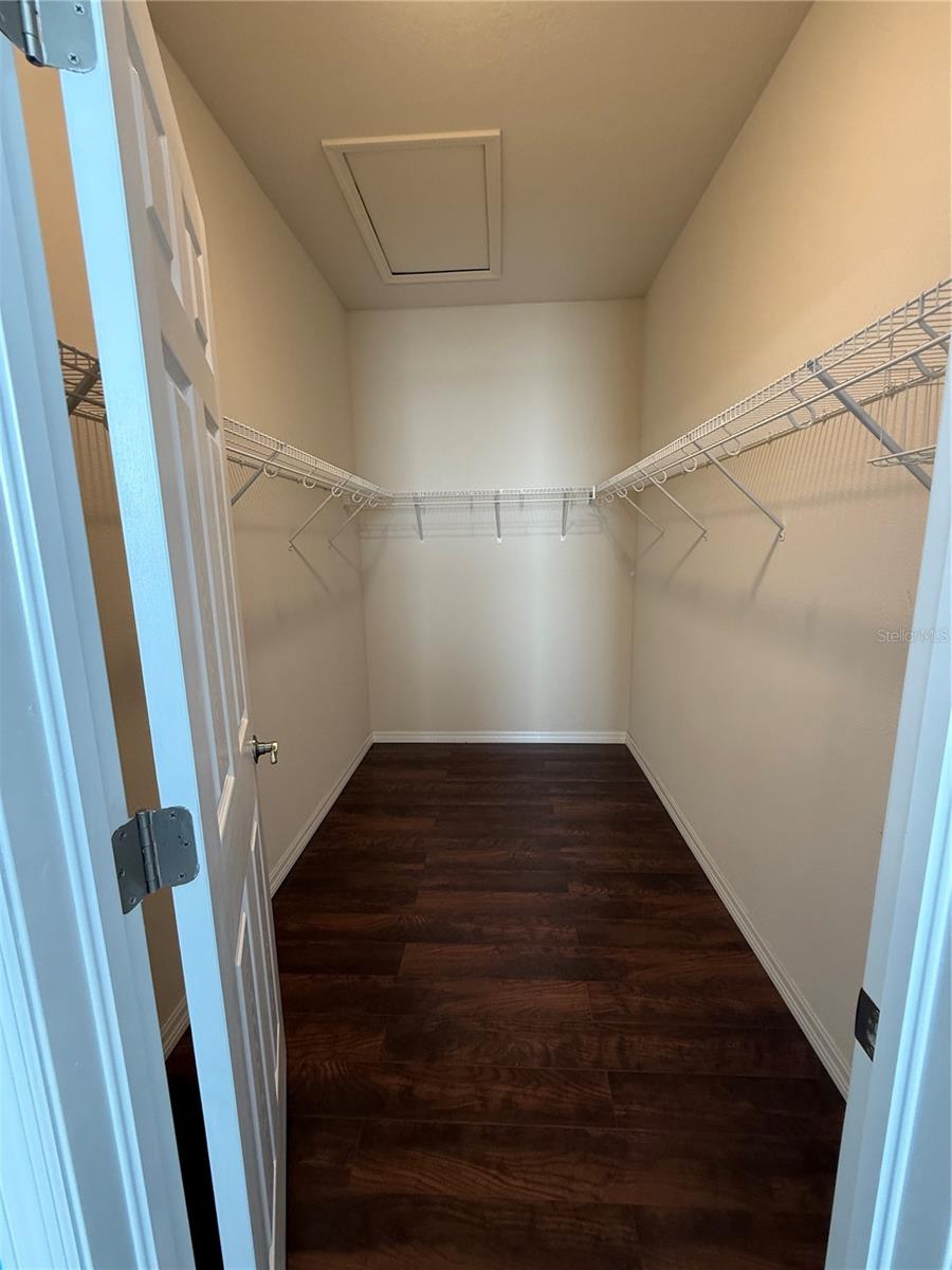 Image 23 of 51 For 10820 79th Street E