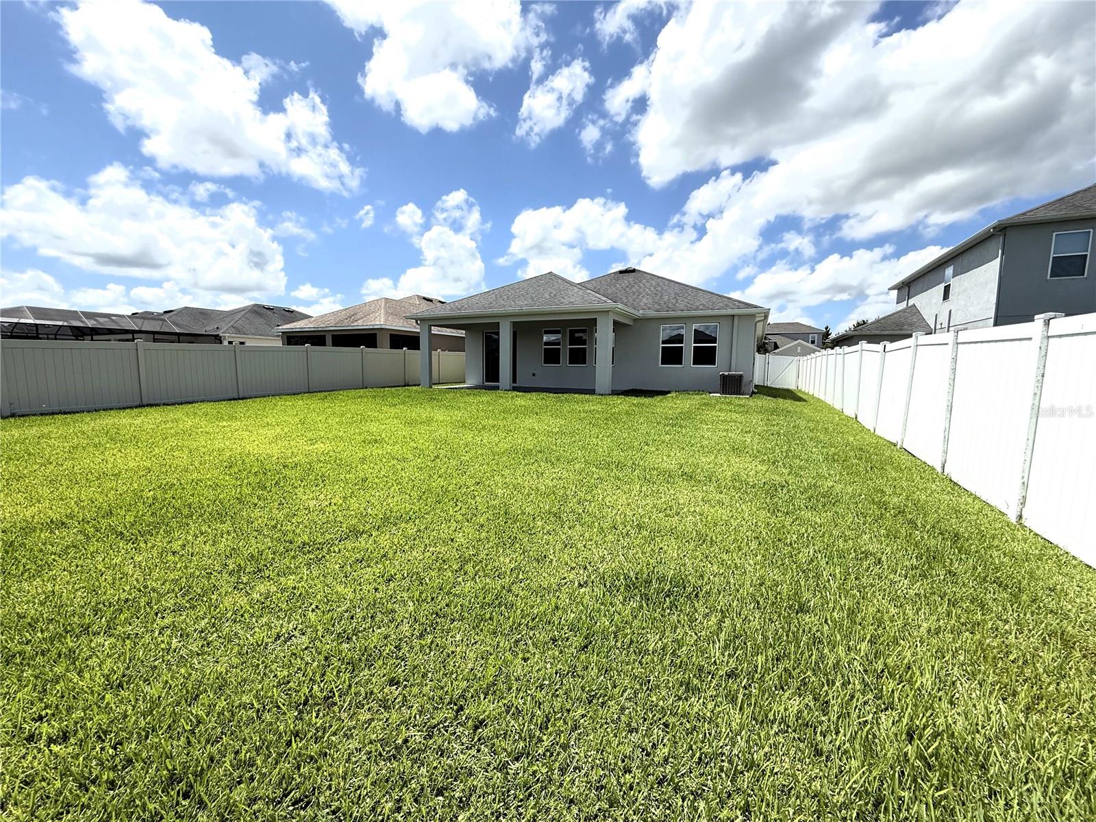 Image 27 of 51 For 10820 79th Street E