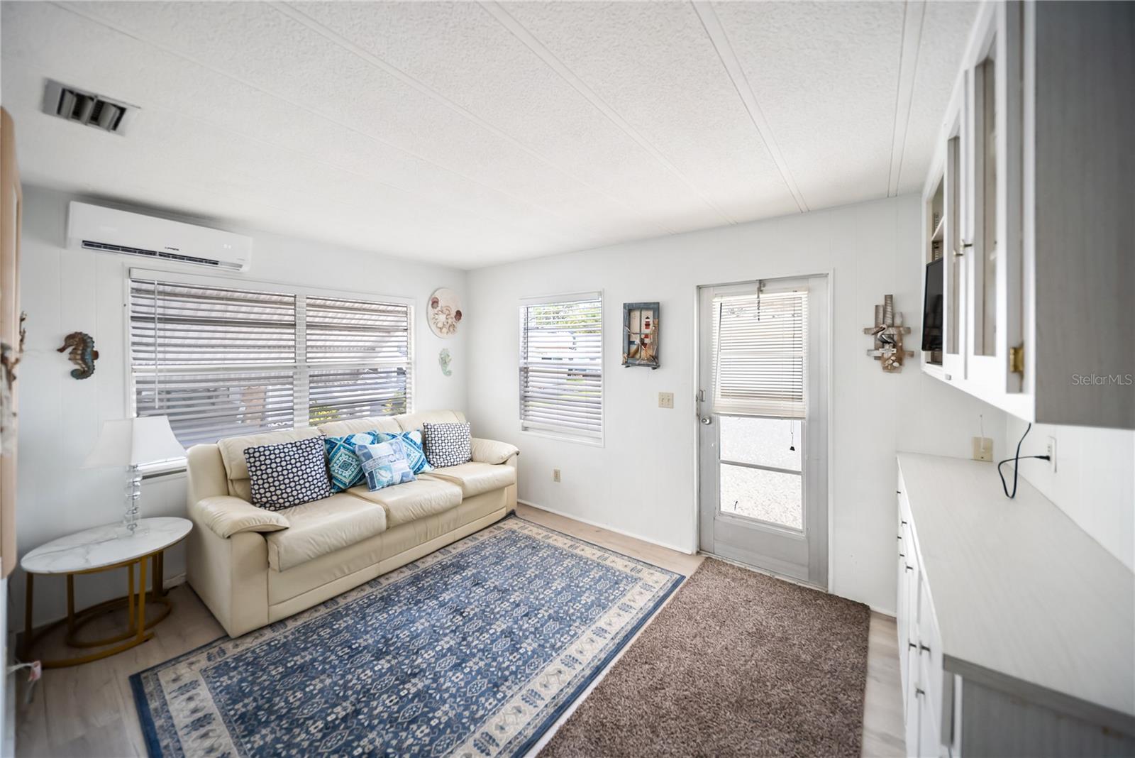 Image 7 of 40 For 10315 Cortez Road W 60-4