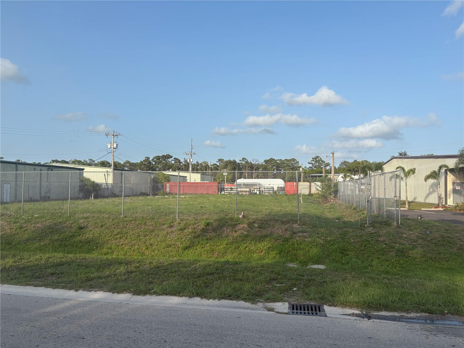 Image 6 of 15 For 2513 9th Avenue