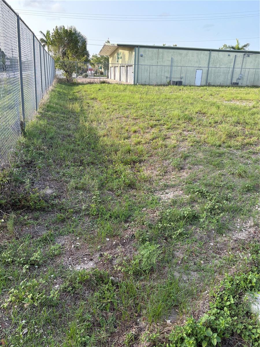 Image 9 of 15 For 2513 9th Avenue