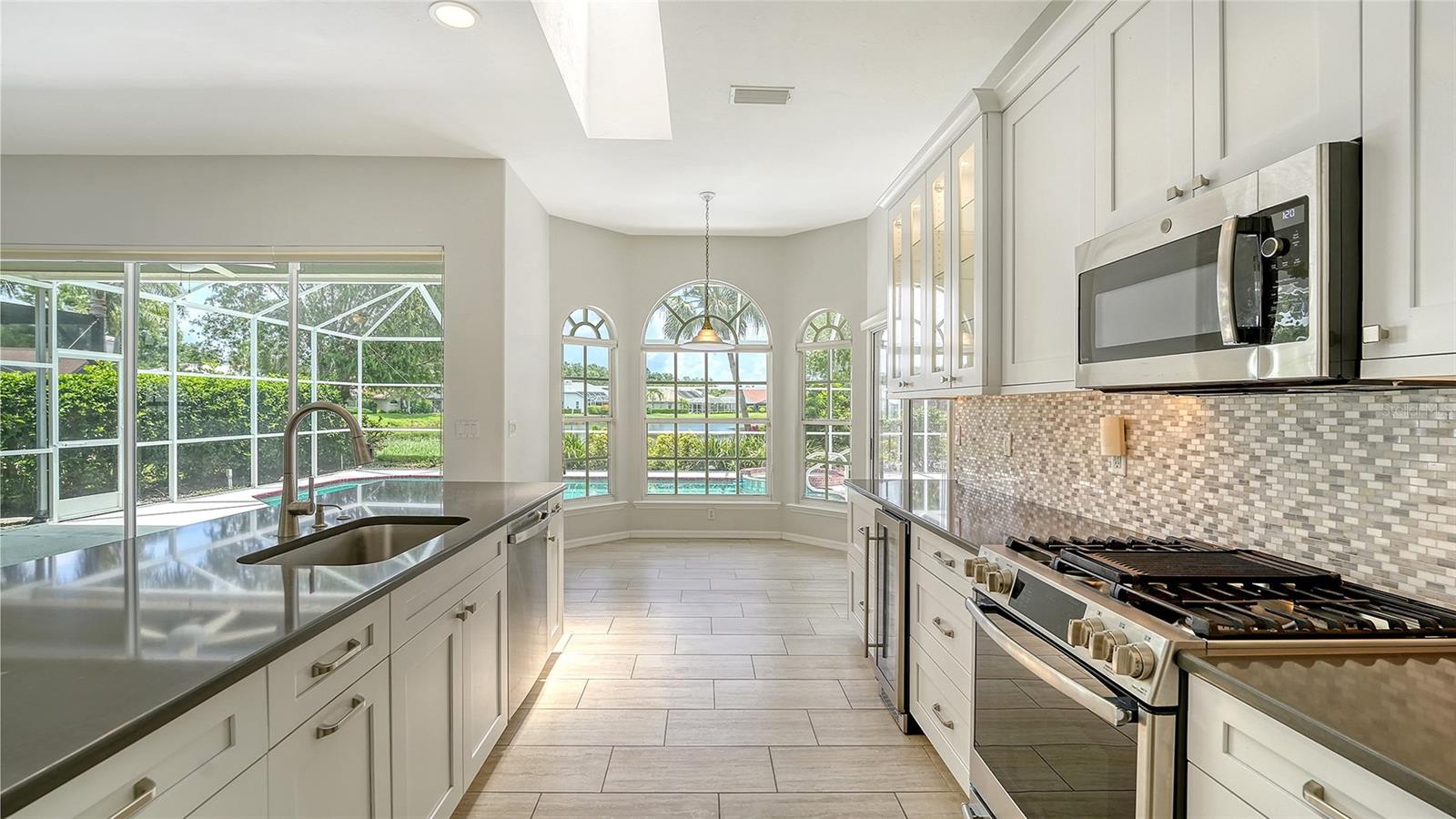 Image 12 of 52 For 8239 Cypress Hollow Drive