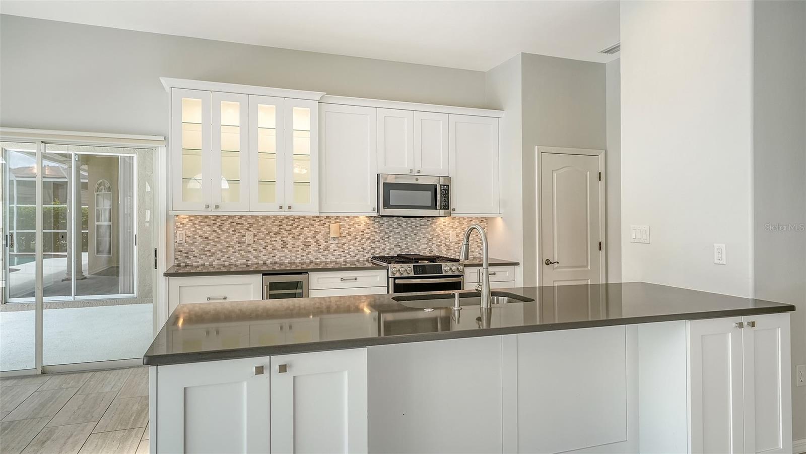 Image 15 of 52 For 8239 Cypress Hollow Drive