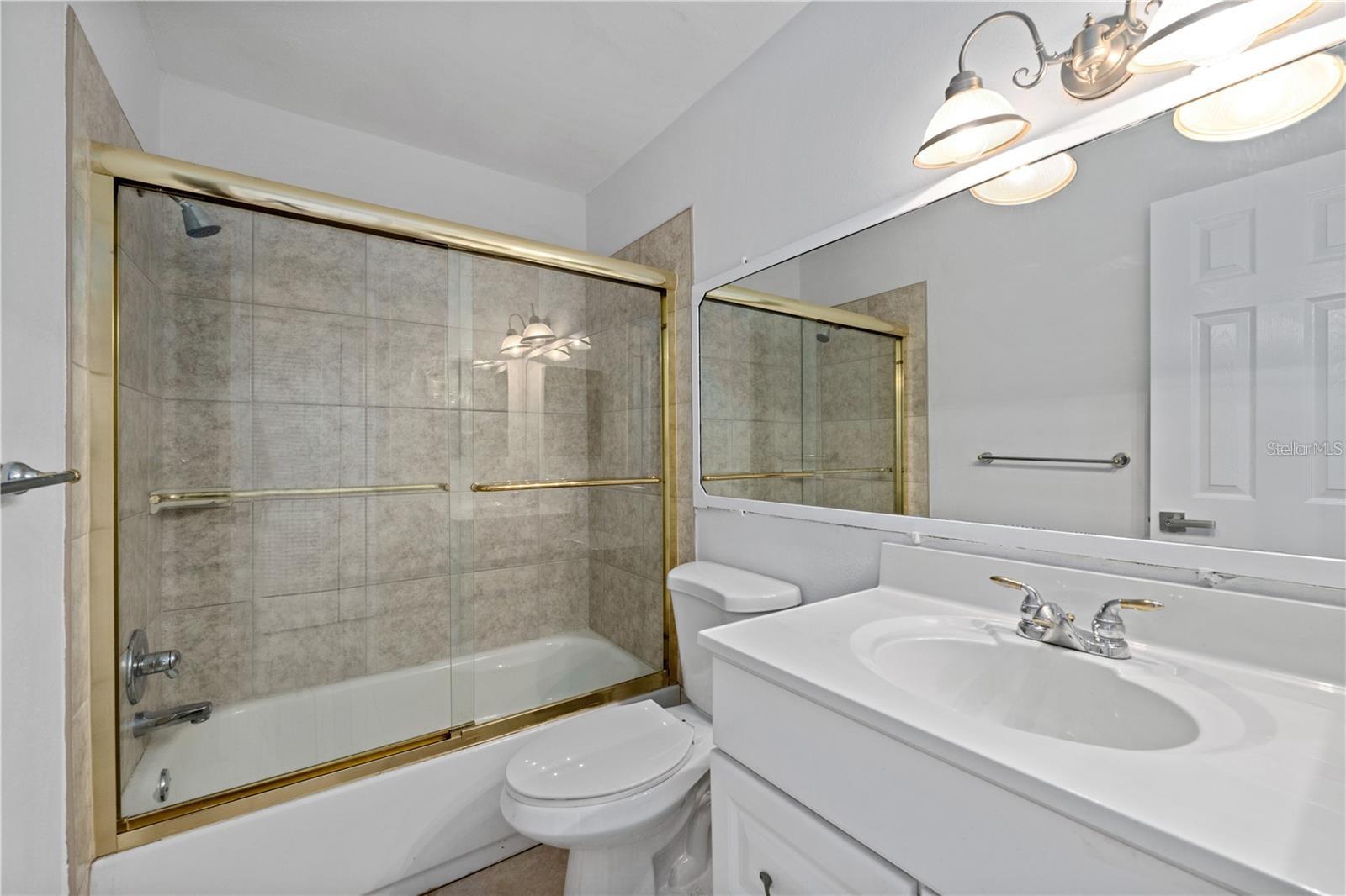 Image 10 of 14 For 2757 Hidden Lake Boulevard A