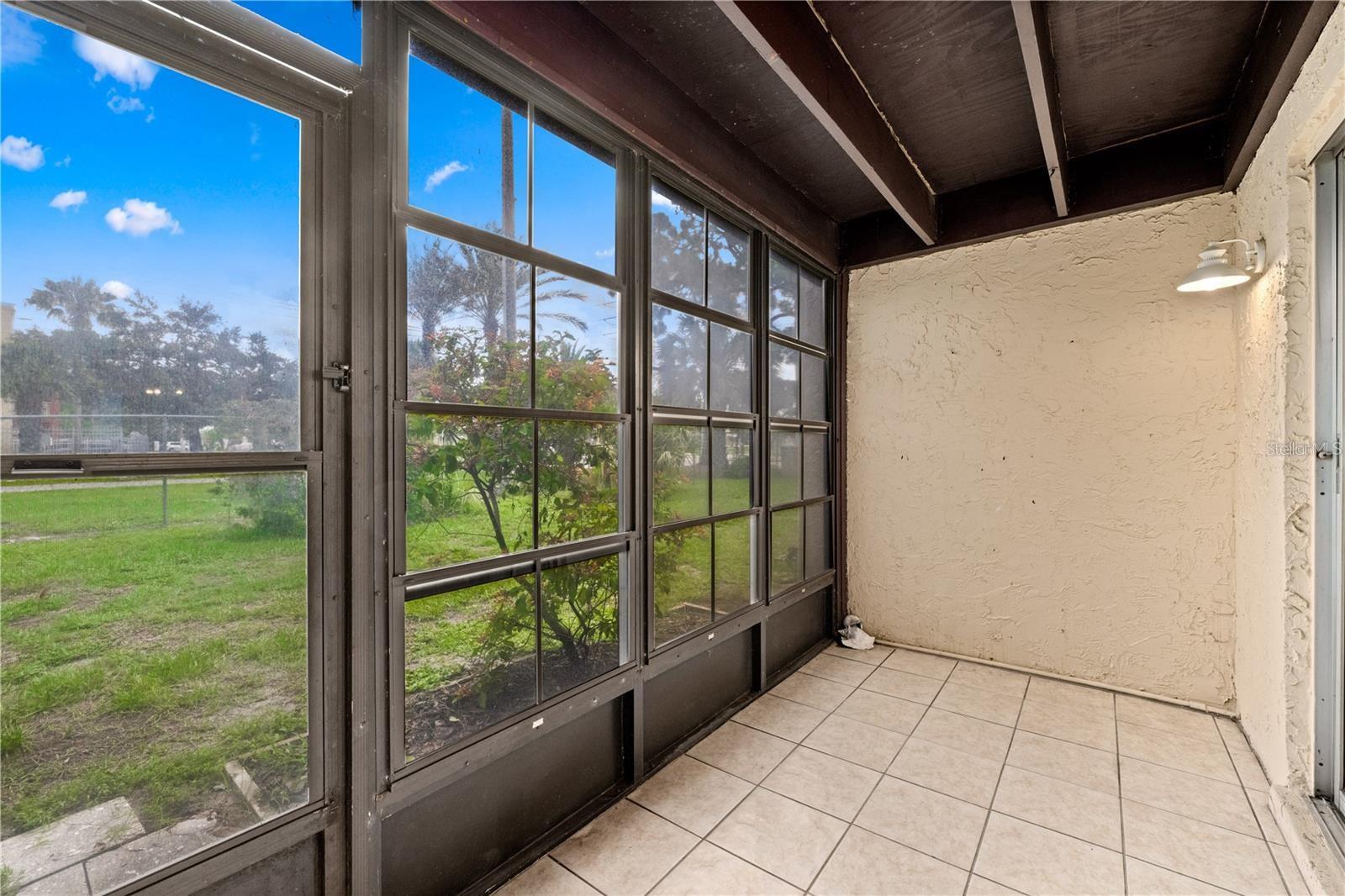 Image 11 of 14 For 2757 Hidden Lake Boulevard A