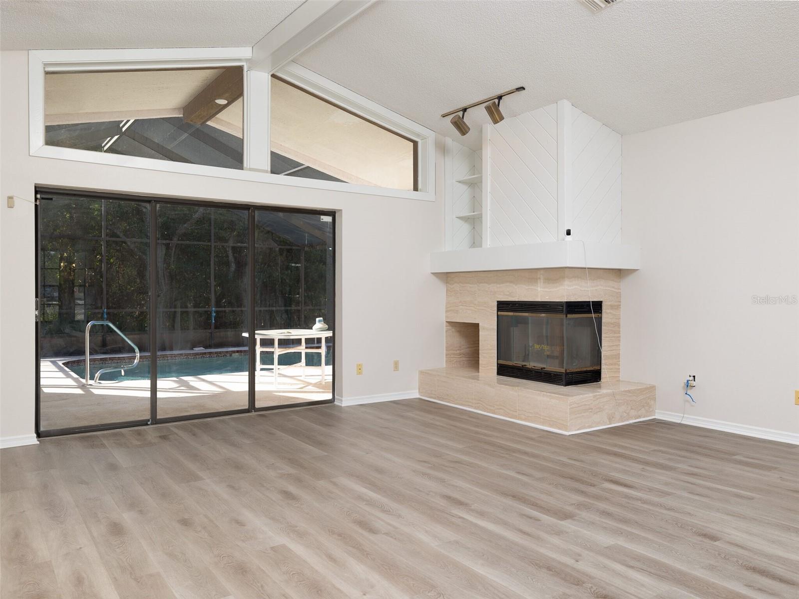 Image 10 of 30 For 8260 Berkeley Manor Boulevard