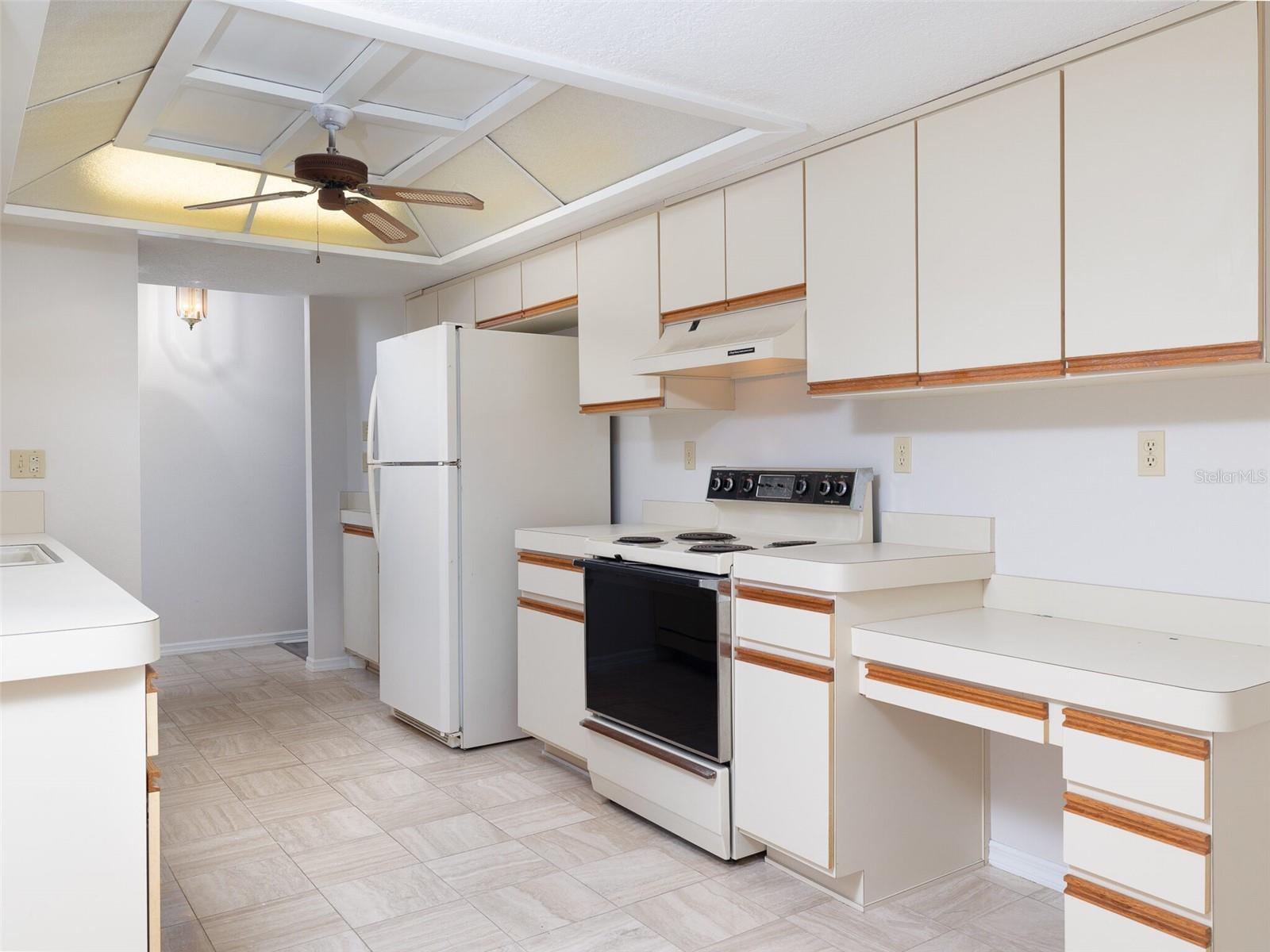 Image 13 of 30 For 8260 Berkeley Manor Boulevard